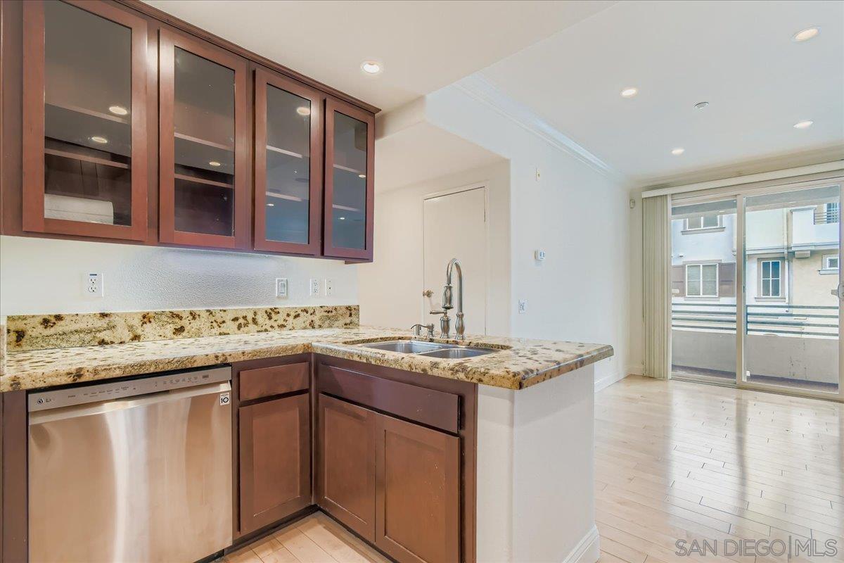 Detail Gallery Image 7 of 36 For 8836  Promenade North Pl, San Diego,  CA 92123 - 3 Beds | 2 Baths