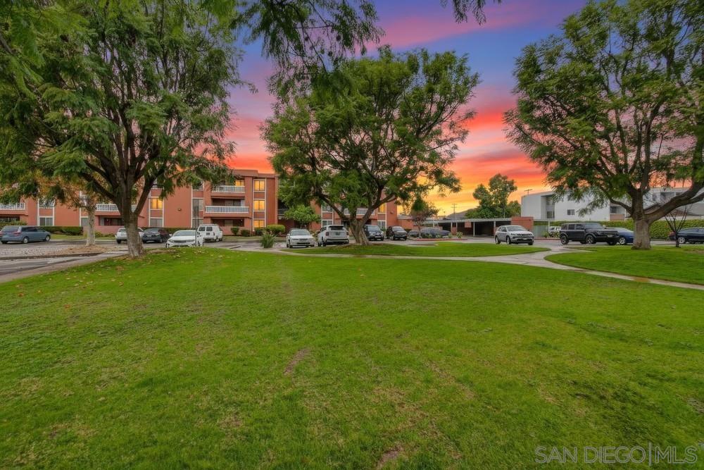 Detail Gallery Image 18 of 27 For 1010 E Washington Ave.  #72,  Escondido,  CA 92025 - 2 Beds | 1 Baths