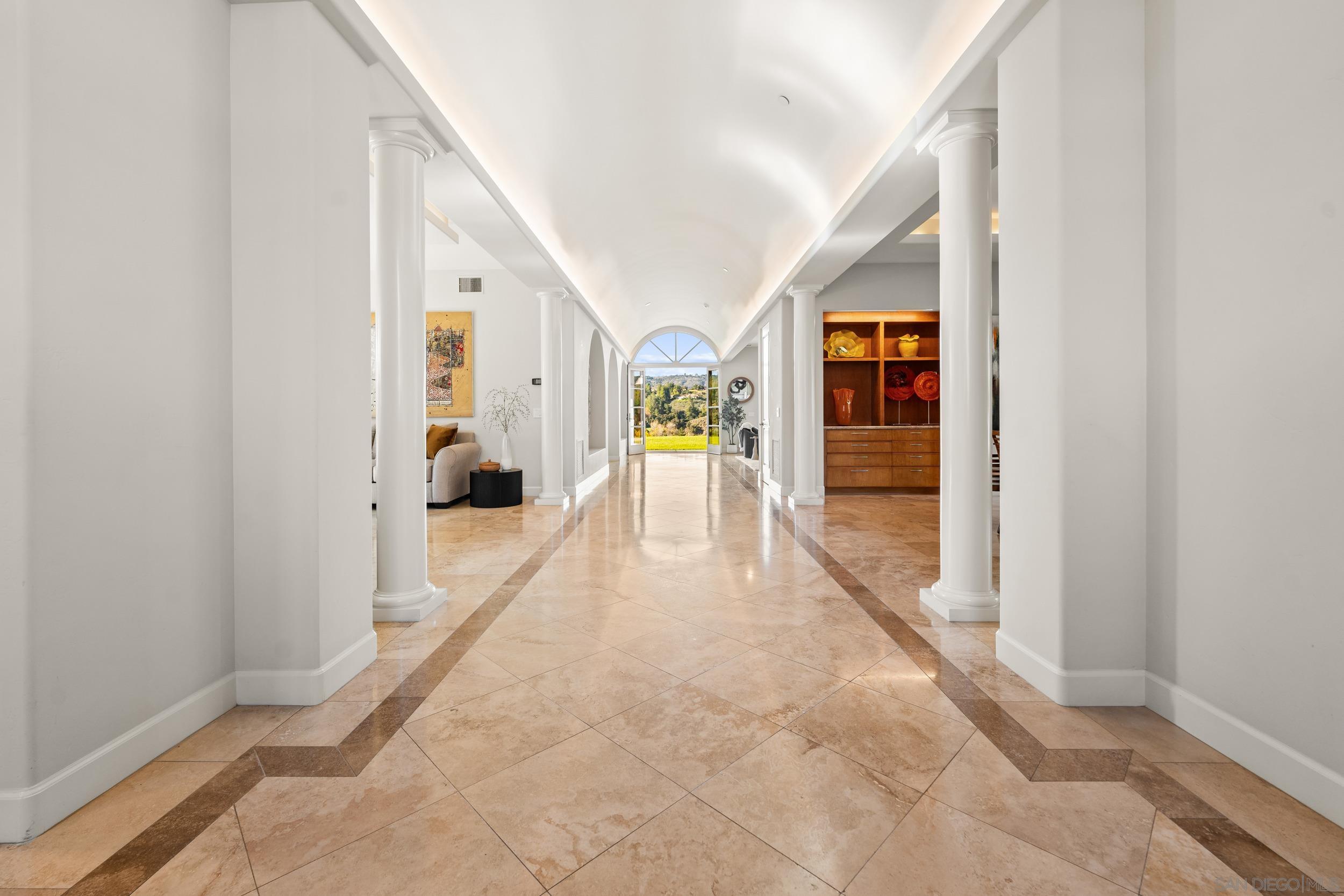 Detail Gallery Image 3 of 75 For 32752  Luiseno Circle Dr, Pauma Valley,  CA 92061 - 4 Beds | 4/1 Baths