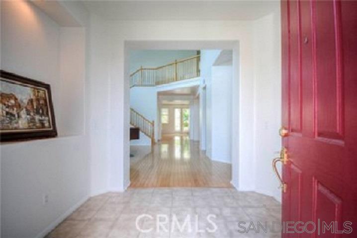 Detail Gallery Image 5 of 14 For 45256  Chateau Court, Temecula,  CA 92592 - 5 Beds | 5/1 Baths