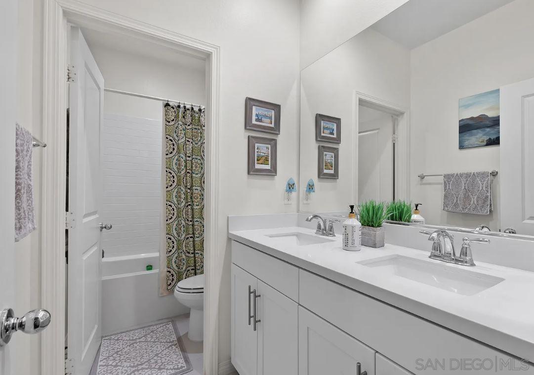 Detail Gallery Image 13 of 25 For 524  Turnstone Ln, Imperial Beach,  CA 91932 - 4 Beds | 3 Baths