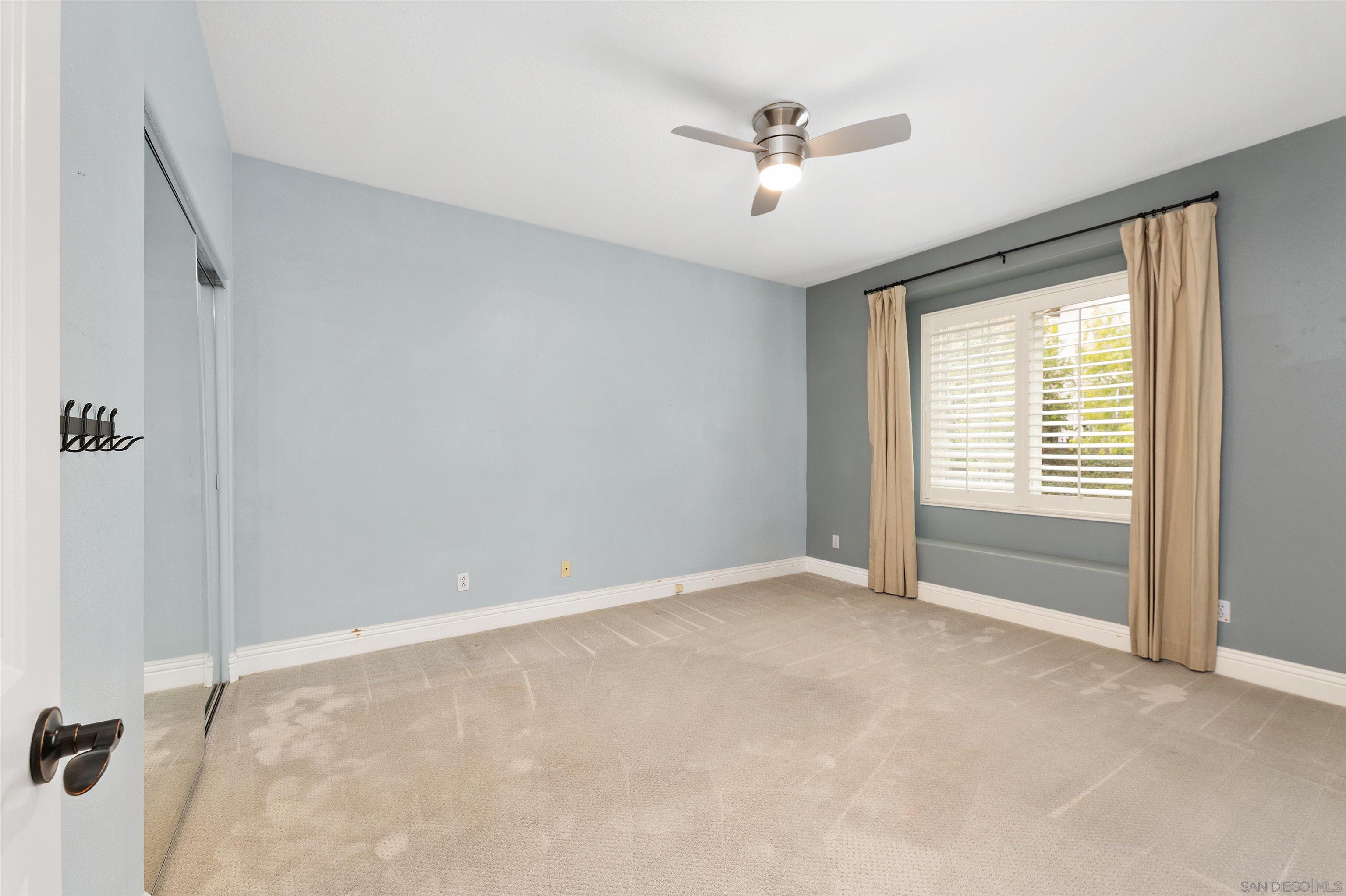 Detail Gallery Image 20 of 32 For 6077  Firwood Row, La Jolla,  CA 92037 - 4 Beds | 3/1 Baths