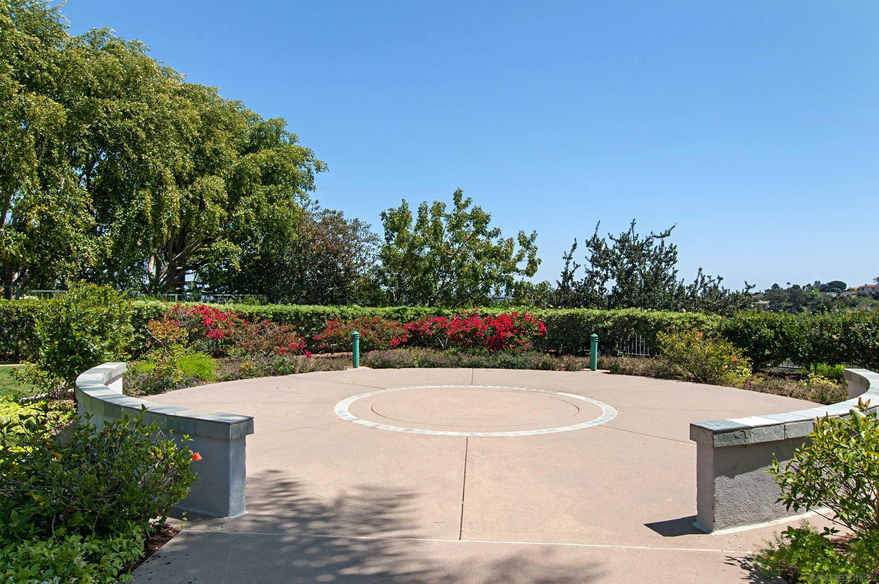 Detail Gallery Image 29 of 32 For 6077  Firwood Row, La Jolla,  CA 92037 - 4 Beds | 3/1 Baths