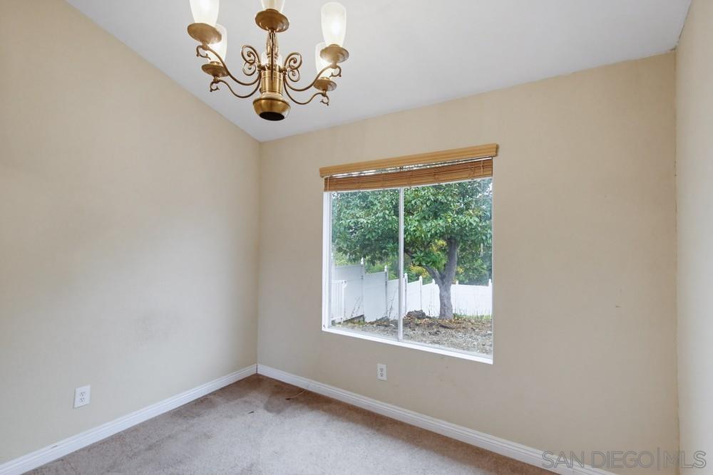 Detail Gallery Image 14 of 34 For 1741  Anza Ave, Vista,  CA 92084 - 5 Beds | 2 Baths