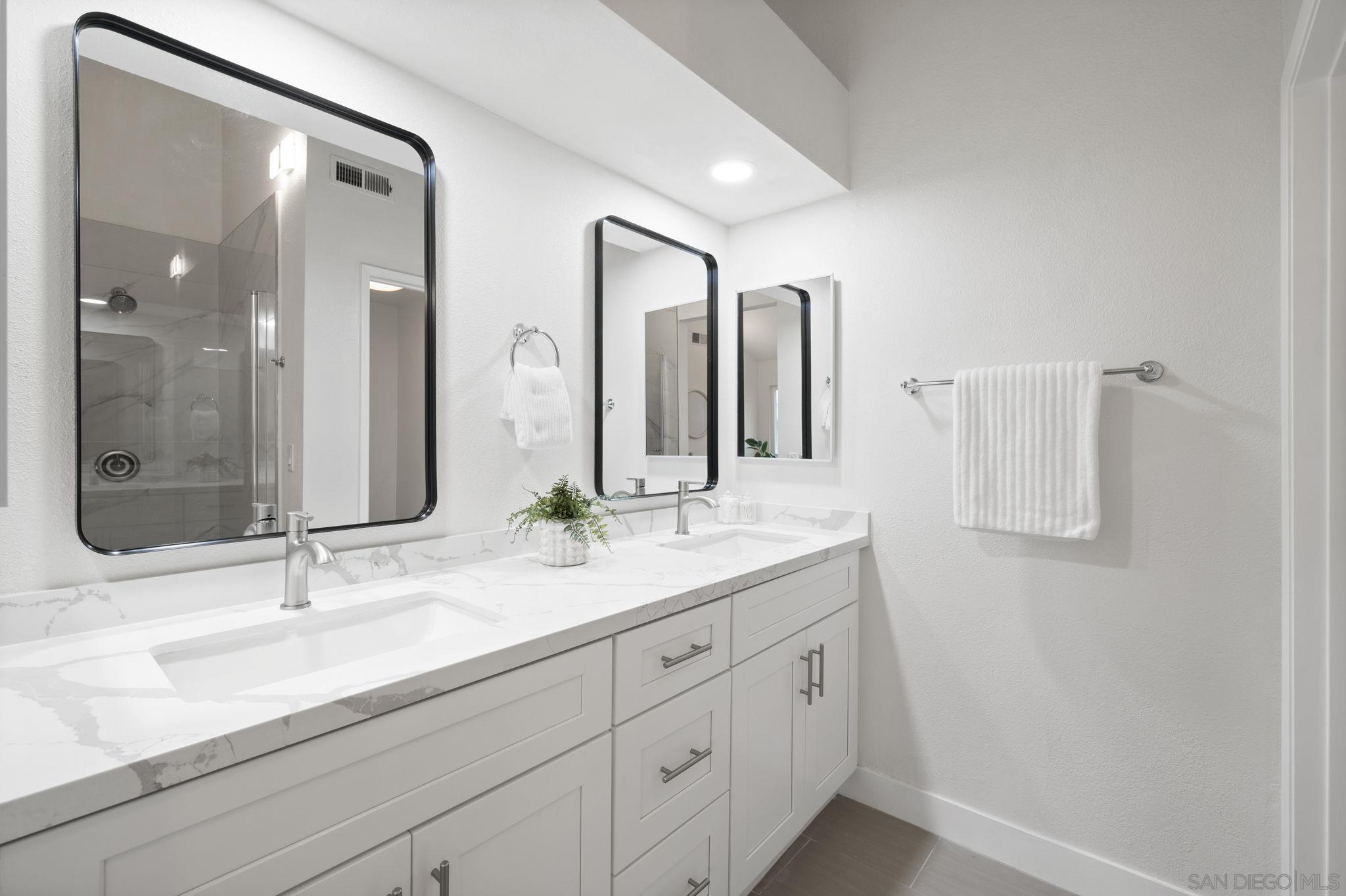 Detail Gallery Image 22 of 42 For 4468  White Pine Way, Oceanside,  CA 92057 - 3 Beds | 2/1 Baths