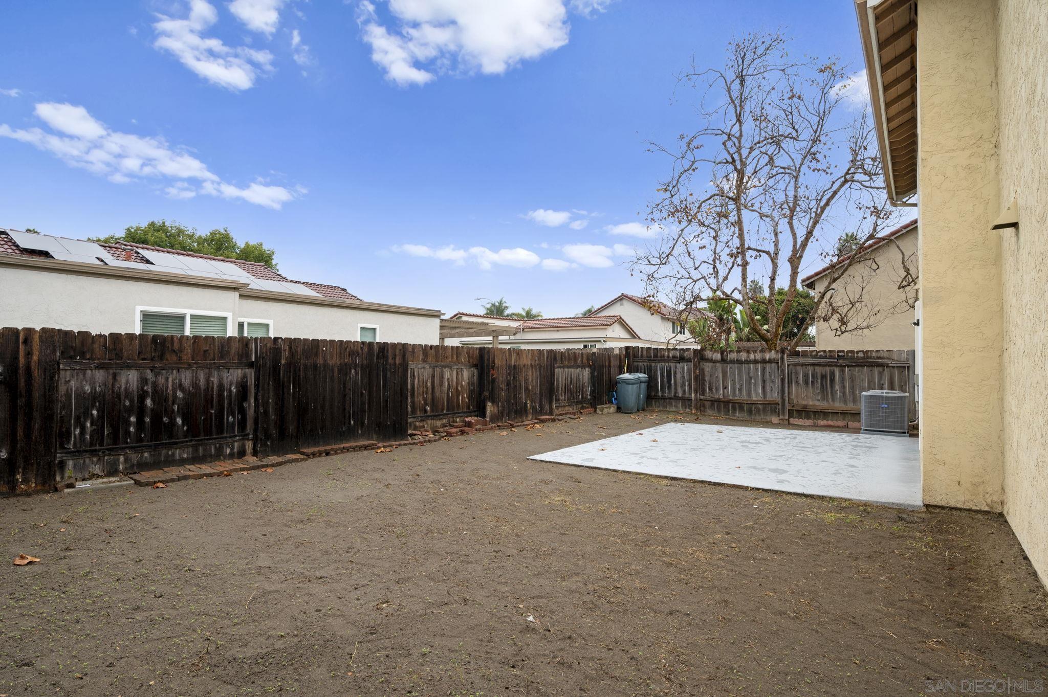 Detail Gallery Image 35 of 42 For 4468  White Pine Way, Oceanside,  CA 92057 - 3 Beds | 2/1 Baths
