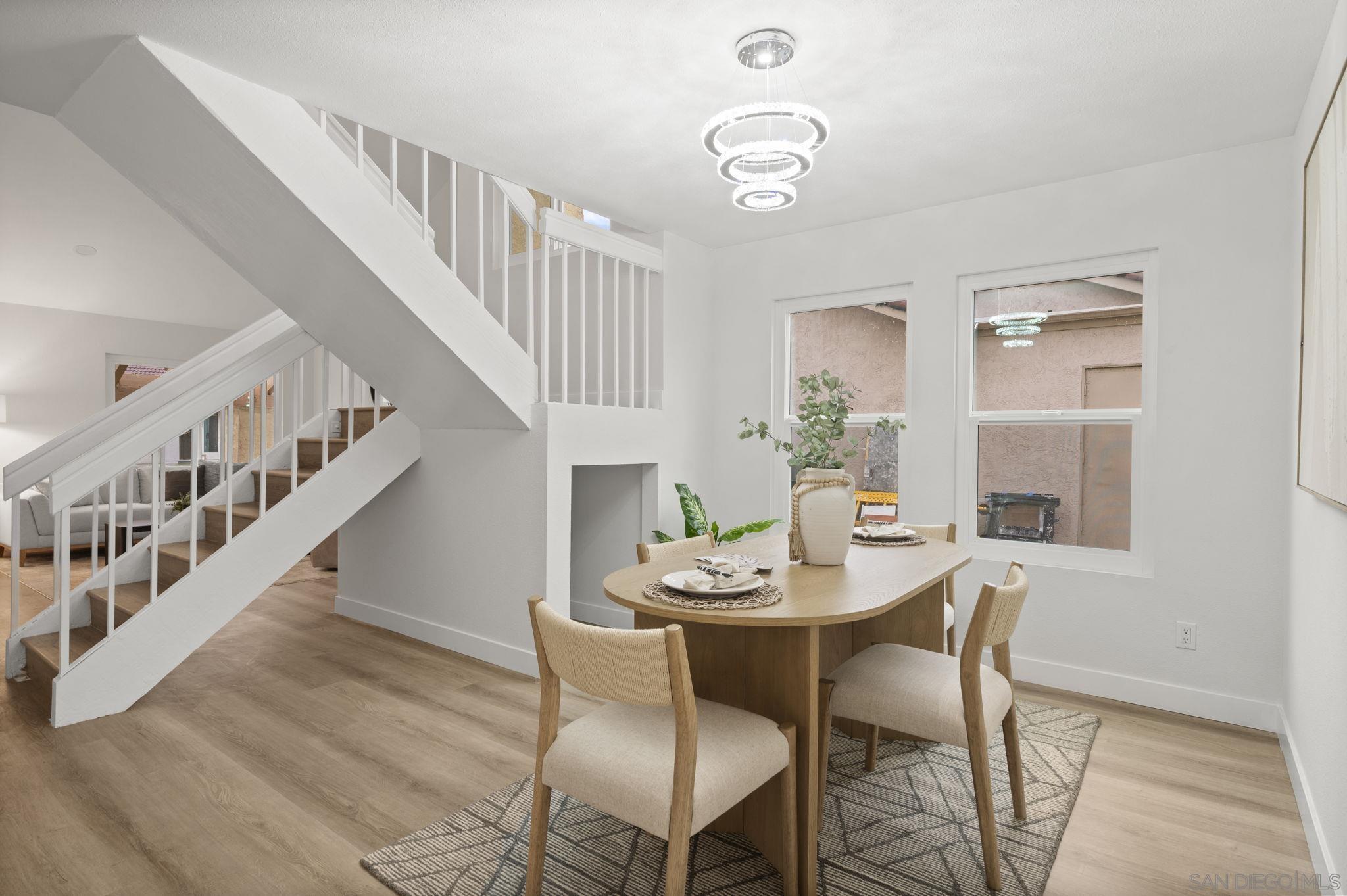 Detail Gallery Image 7 of 42 For 4468  White Pine Way, Oceanside,  CA 92057 - 3 Beds | 2/1 Baths