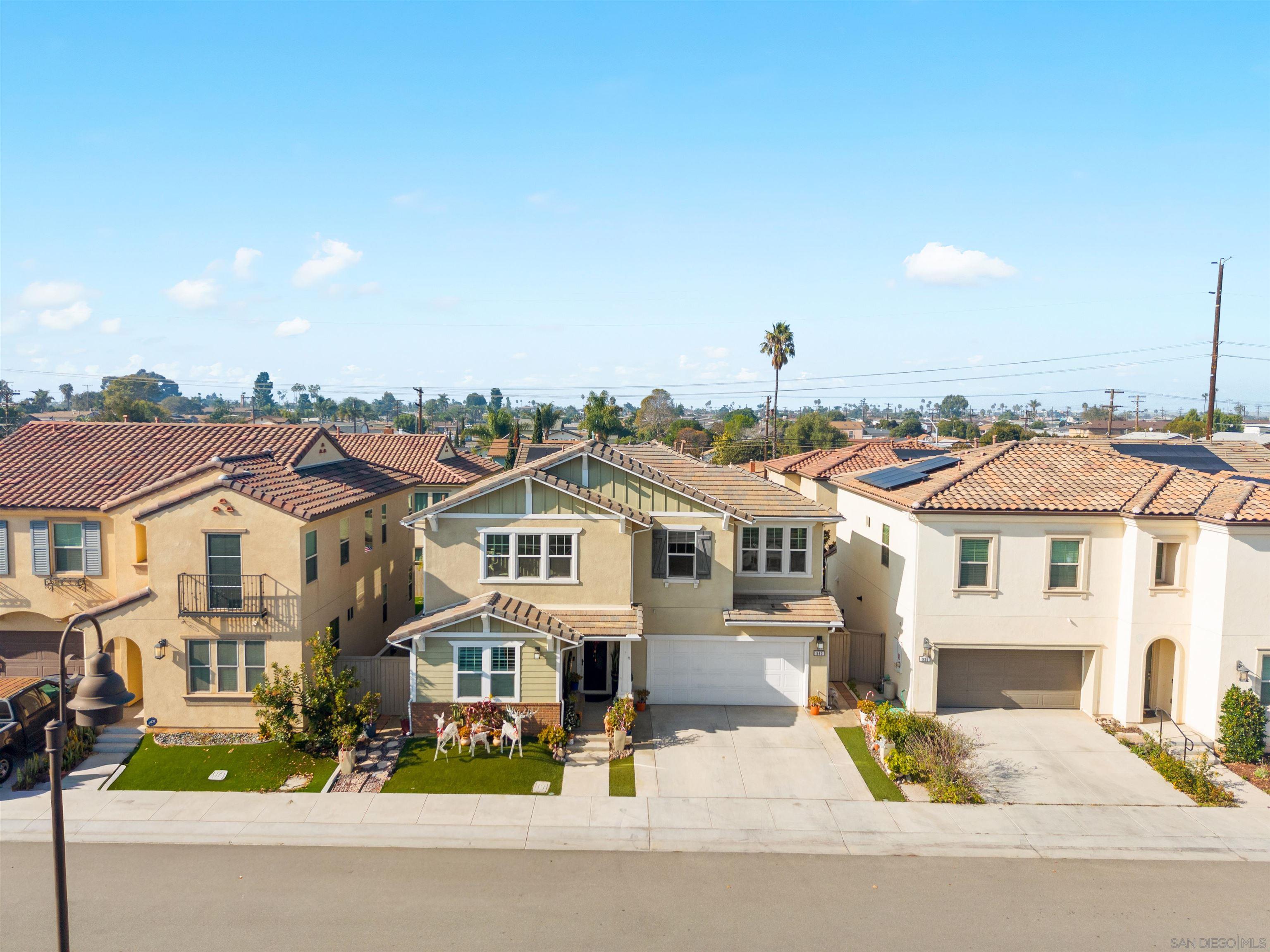 Detail Gallery Image 6 of 57 For 940  Rolling Dunes Way, San Diego,  CA 92154 - 5 Beds | 3 Baths