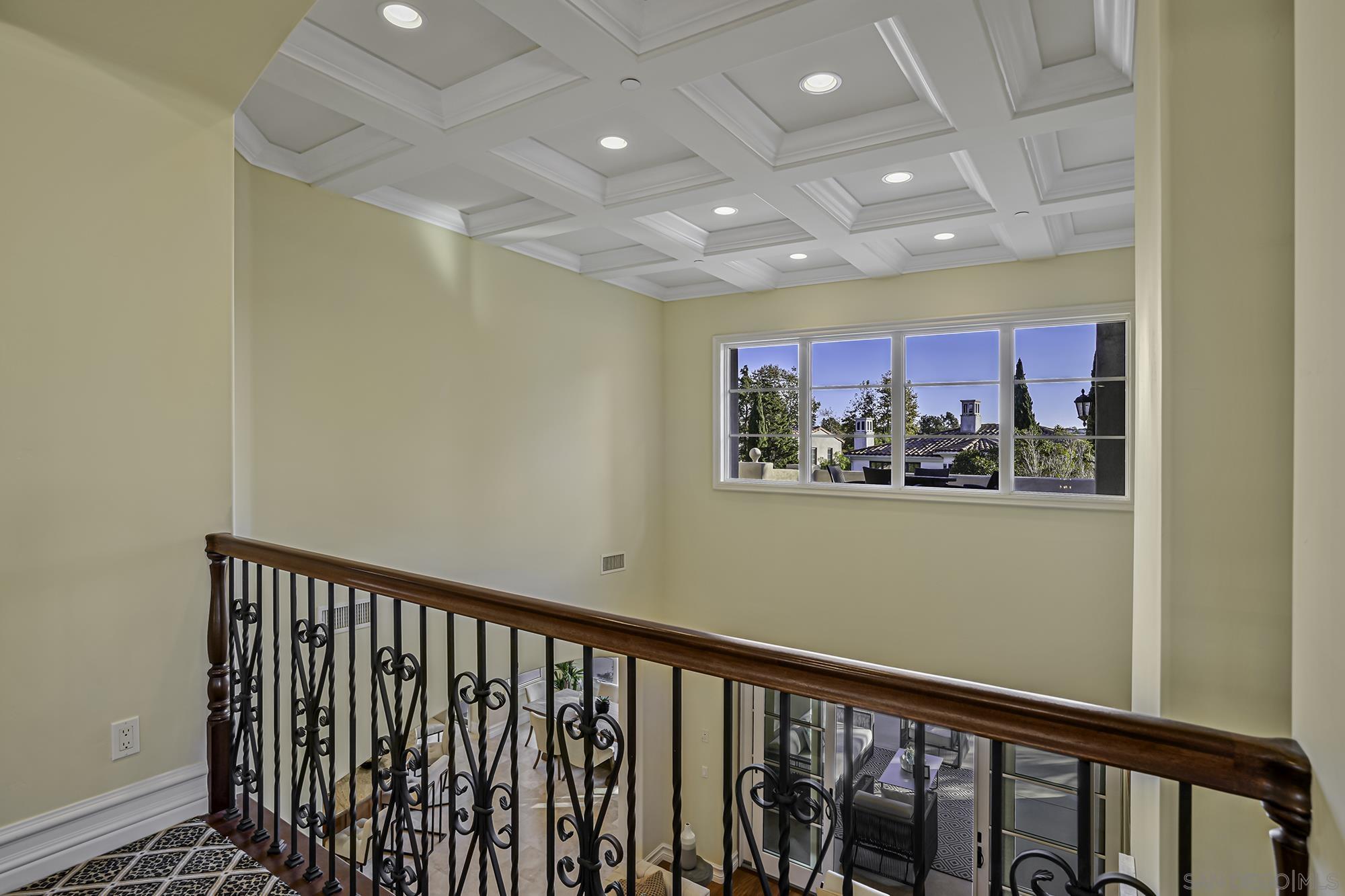 Detail Gallery Image 29 of 52 For 5259  Meadows Del Mar, San Diego,  CA 92130 - 5 Beds | 5/1 Baths