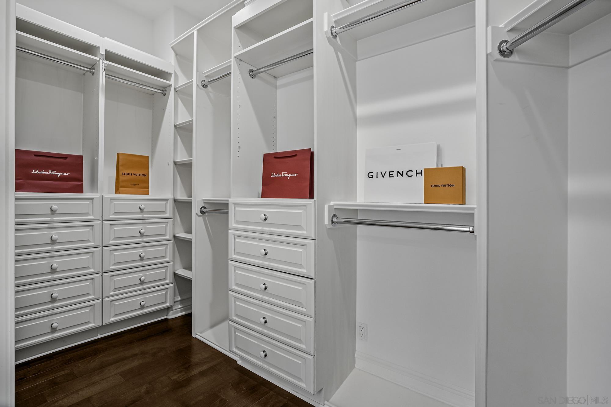 Detail Gallery Image 38 of 52 For 5259  Meadows Del Mar, San Diego,  CA 92130 - 5 Beds | 5/1 Baths