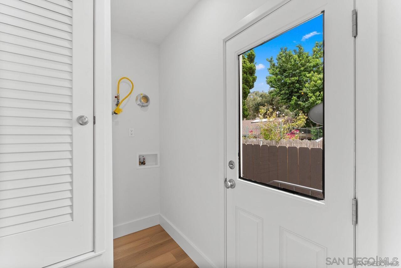 Detail Gallery Image 14 of 33 For 503  Rosemont St, La Jolla,  CA 92037 - 2 Beds | 1 Baths