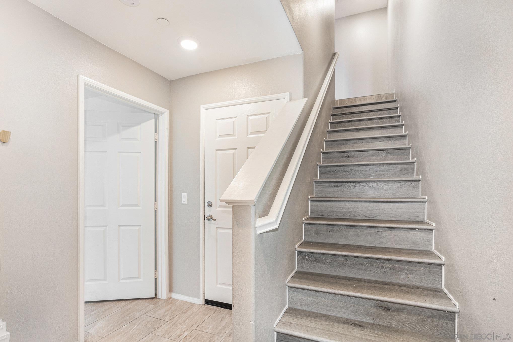 Detail Gallery Image 22 of 60 For 2840  Athens Rd  10, Chula Vista,  CA 91915 - 4 Beds | 3/1 Baths