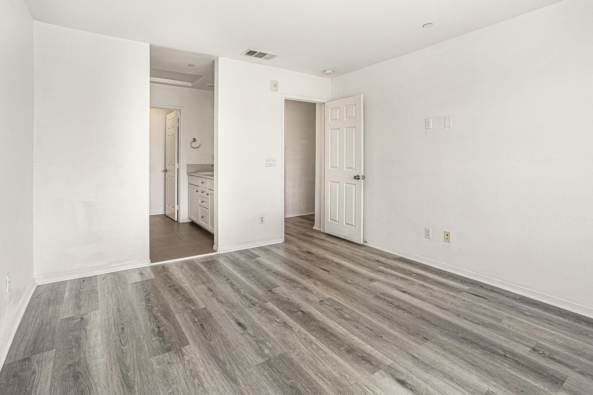 Detail Gallery Image 29 of 60 For 2840  Athens Rd  10, Chula Vista,  CA 91915 - 4 Beds | 3/1 Baths