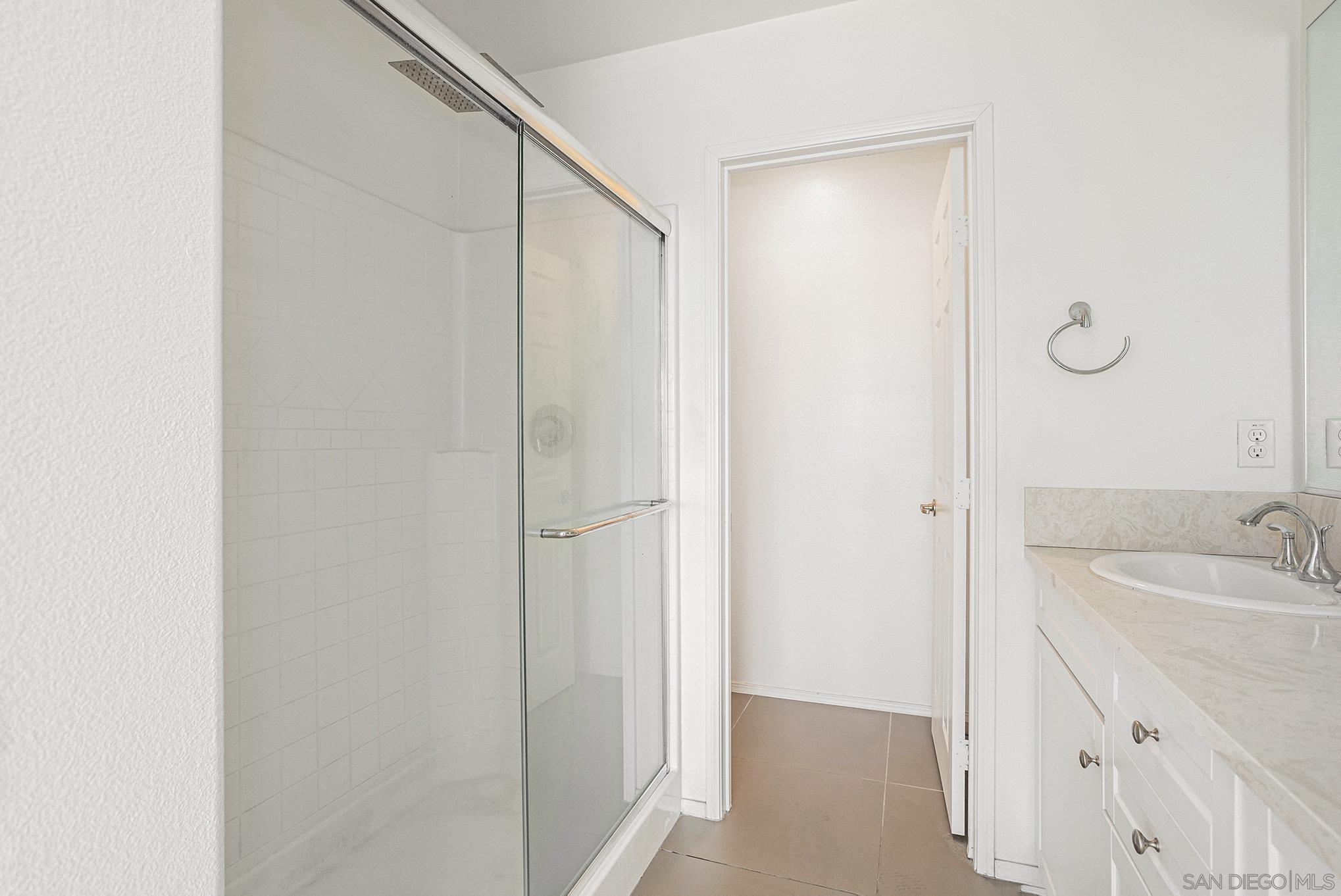 Detail Gallery Image 30 of 60 For 2840  Athens Rd  10, Chula Vista,  CA 91915 - 4 Beds | 3/1 Baths