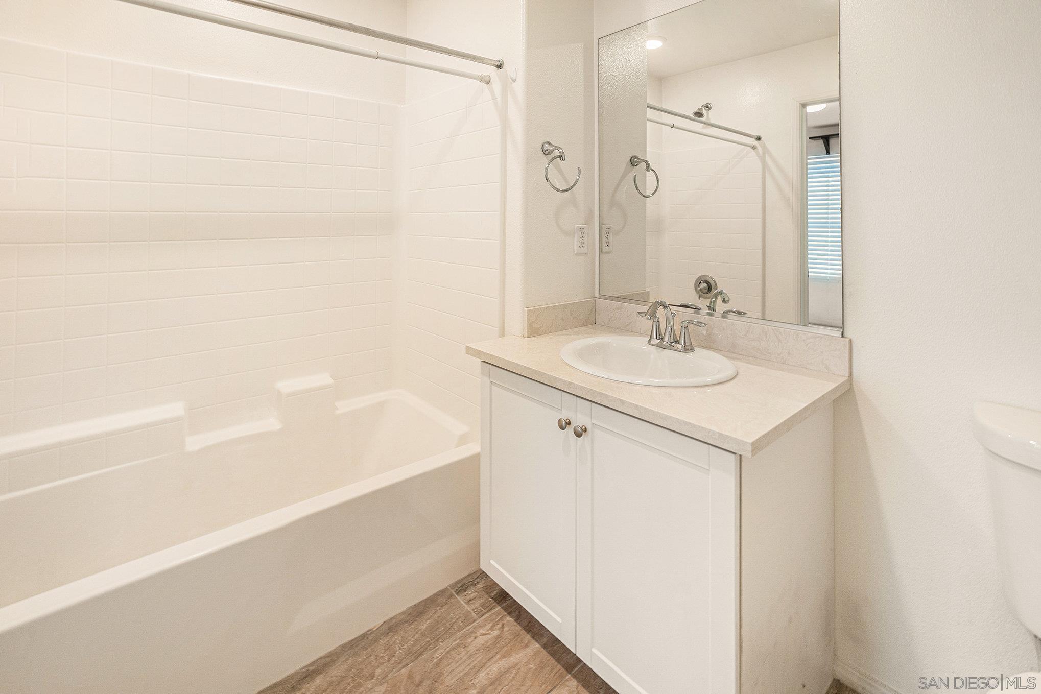 Detail Gallery Image 46 of 60 For 2840  Athens Rd  10, Chula Vista,  CA 91915 - 4 Beds | 3/1 Baths