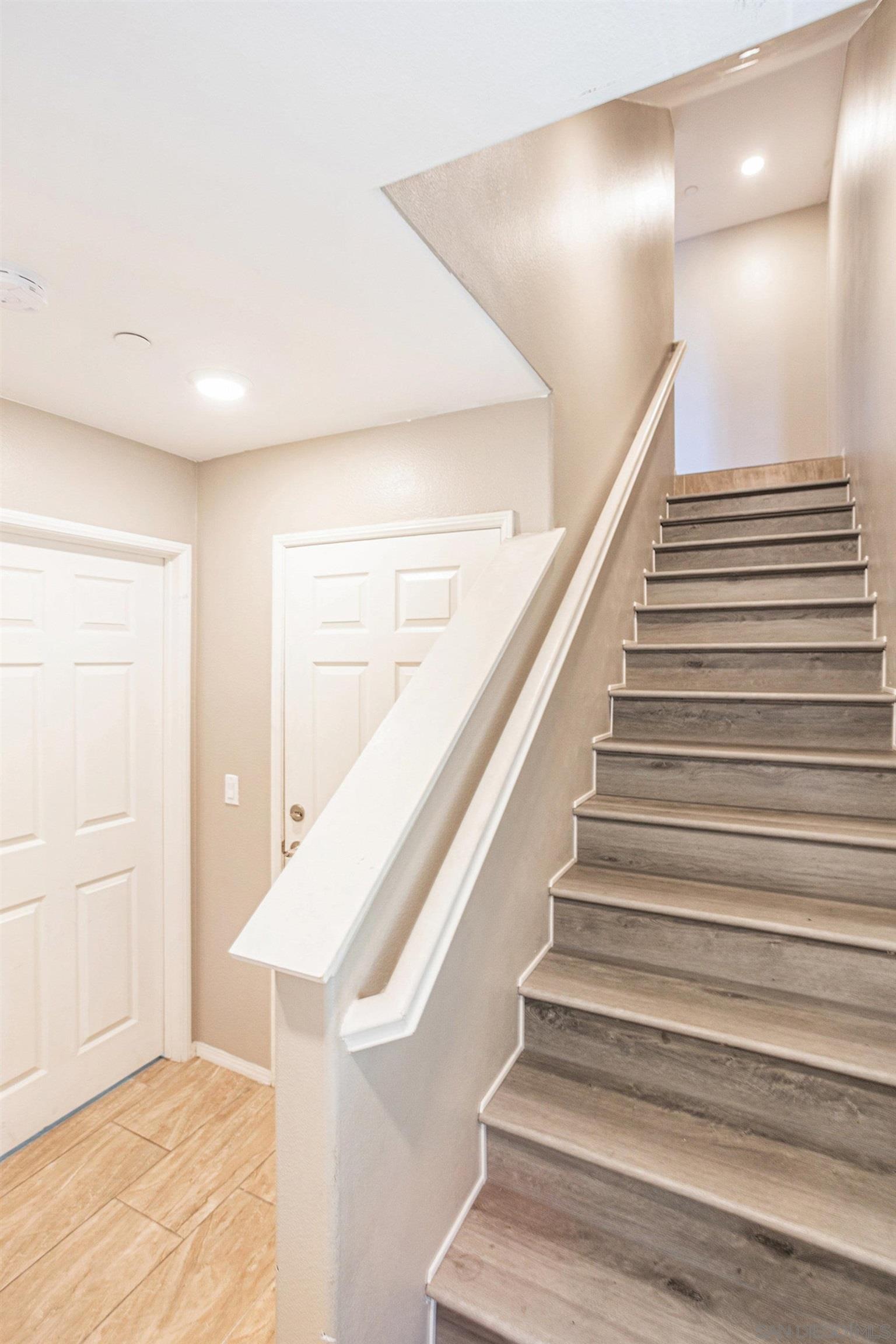 Detail Gallery Image 10 of 60 For 2840  Athens Rd  10, Chula Vista,  CA 91915 - 4 Beds | 3/1 Baths