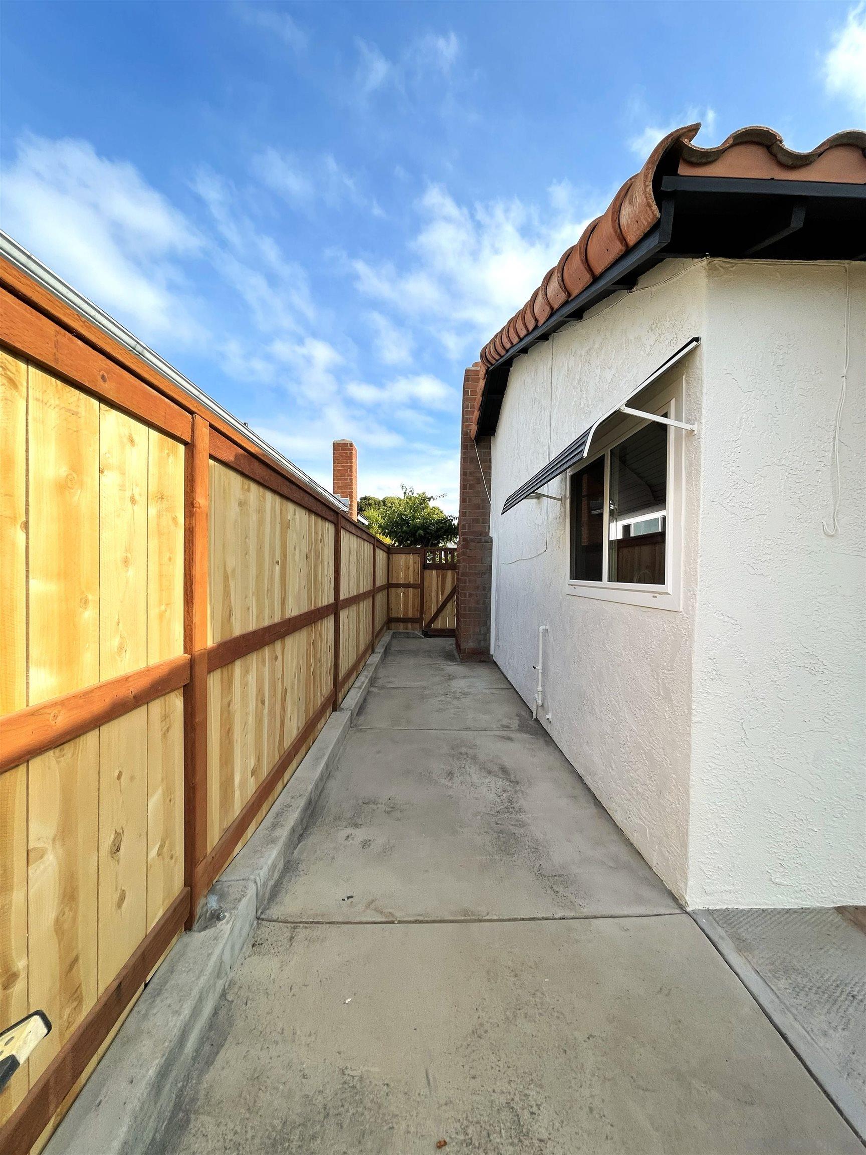 Detail Gallery Image 24 of 28 For 11278  Calle Jalapa, San Diego,  CA 92126 - 3 Beds | 2 Baths