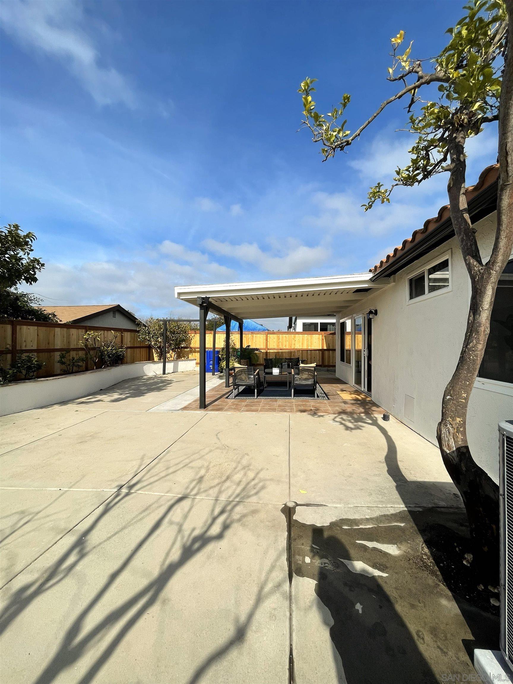 Detail Gallery Image 25 of 28 For 11278  Calle Jalapa, San Diego,  CA 92126 - 3 Beds | 2 Baths