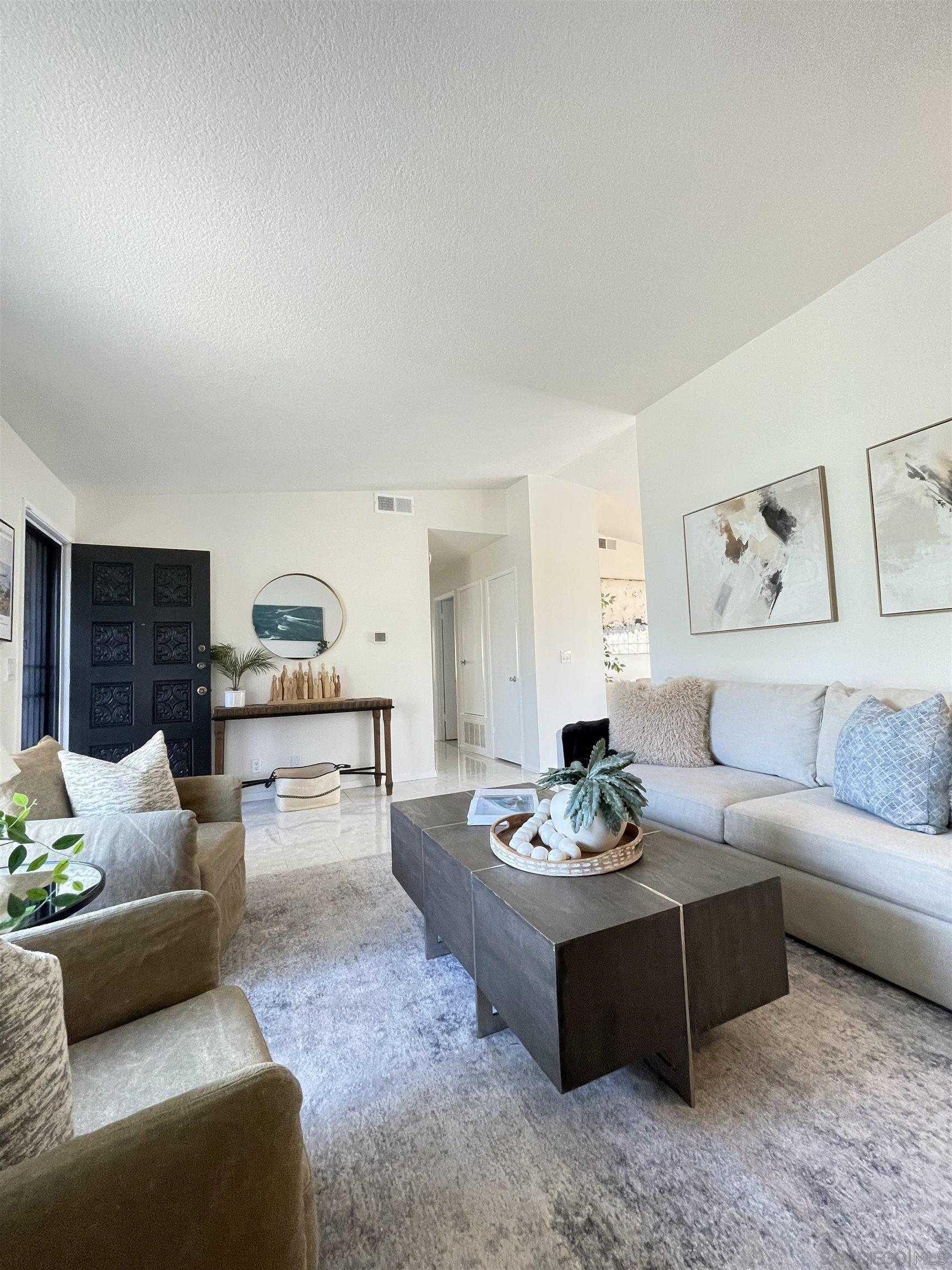 Detail Gallery Image 6 of 28 For 11278  Calle Jalapa, San Diego,  CA 92126 - 3 Beds | 2 Baths