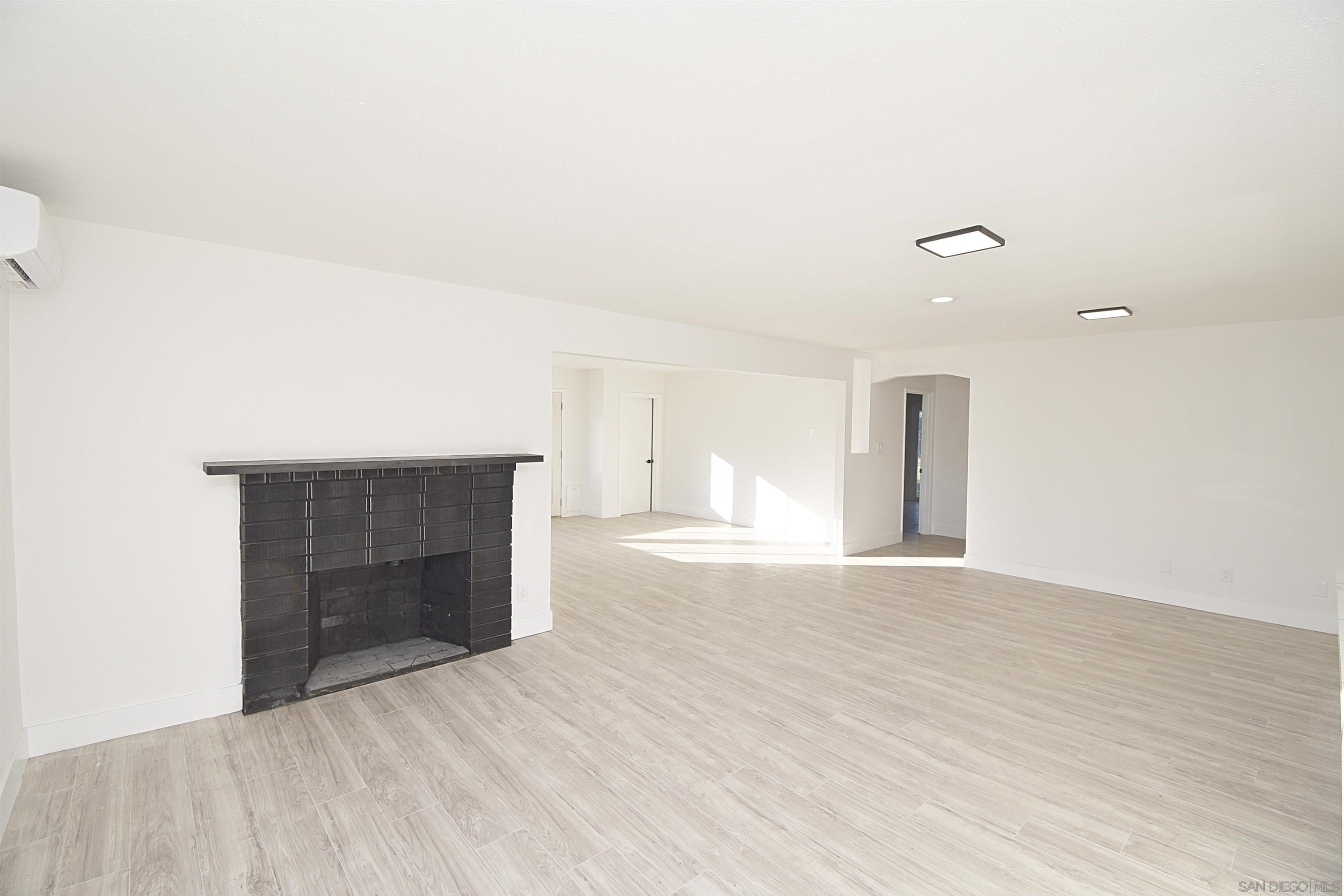 Detail Gallery Image 11 of 59 For 401  Washington Street, Ramona,  CA 92065 - 4 Beds | 1 Baths