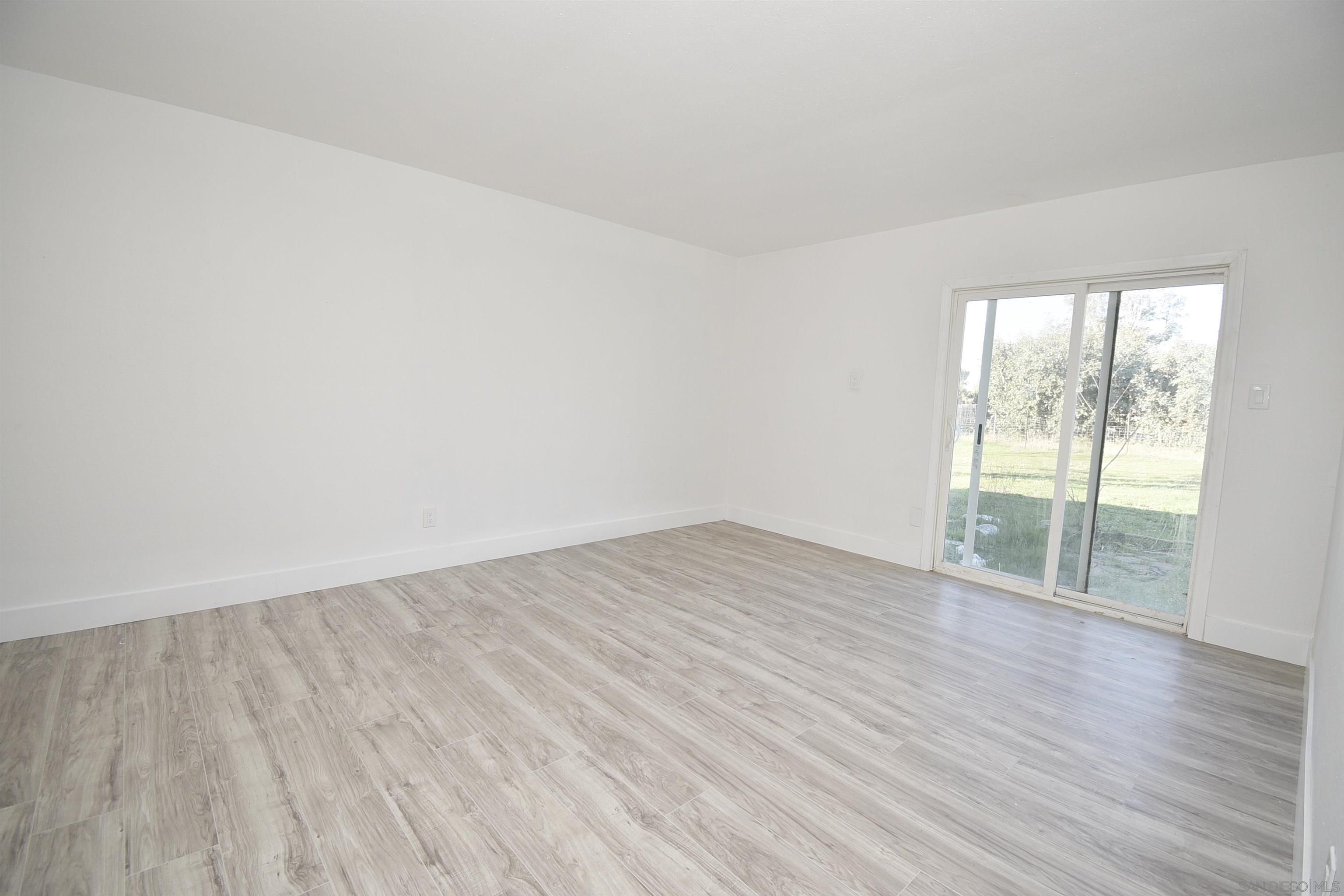 Detail Gallery Image 28 of 59 For 401  Washington Street, Ramona,  CA 92065 - 4 Beds | 1 Baths