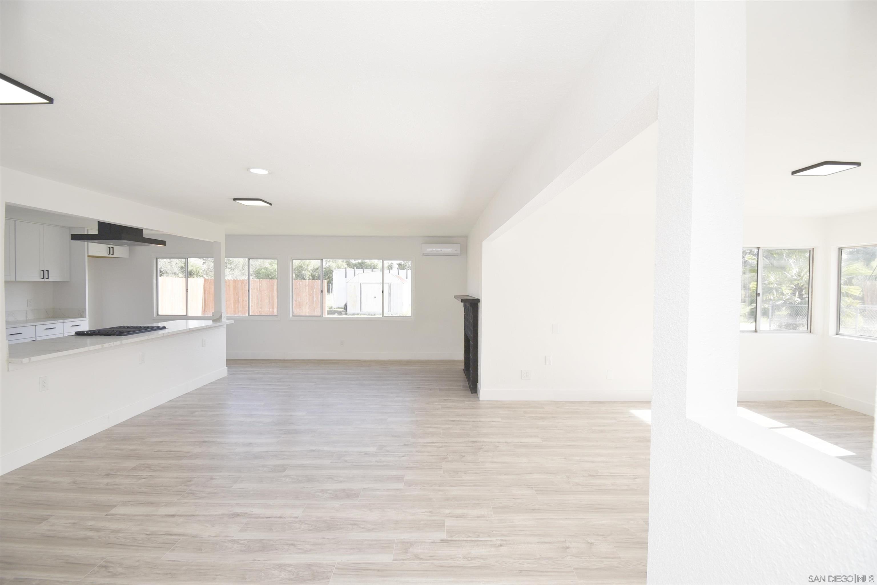 Detail Gallery Image 5 of 59 For 401  Washington Street, Ramona,  CA 92065 - 4 Beds | 1 Baths