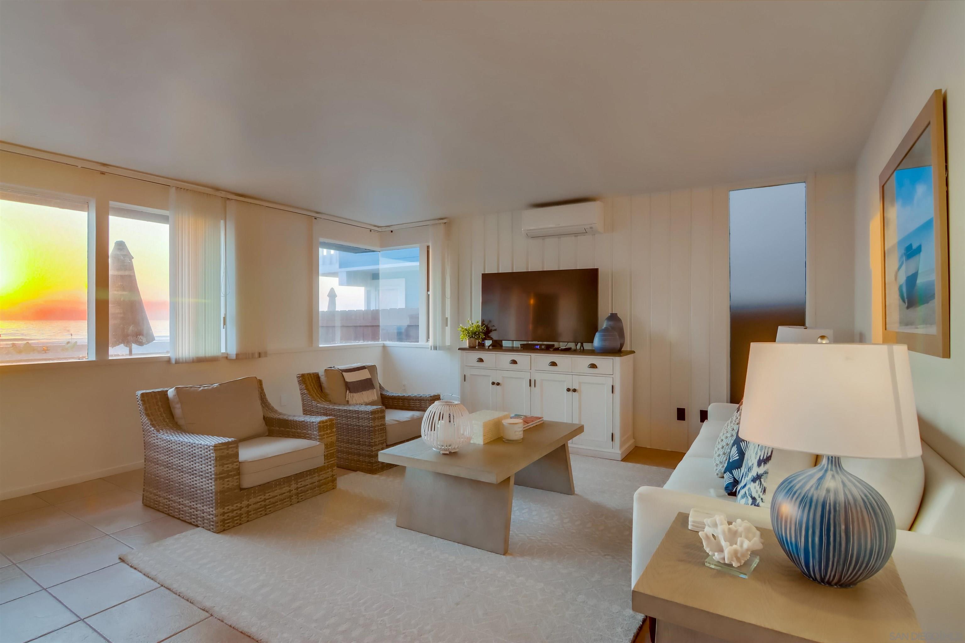 Detail Gallery Image 7 of 75 For 3455-57  Ocean Front Walk, San Diego,  CA 92109 - – Beds | – Baths