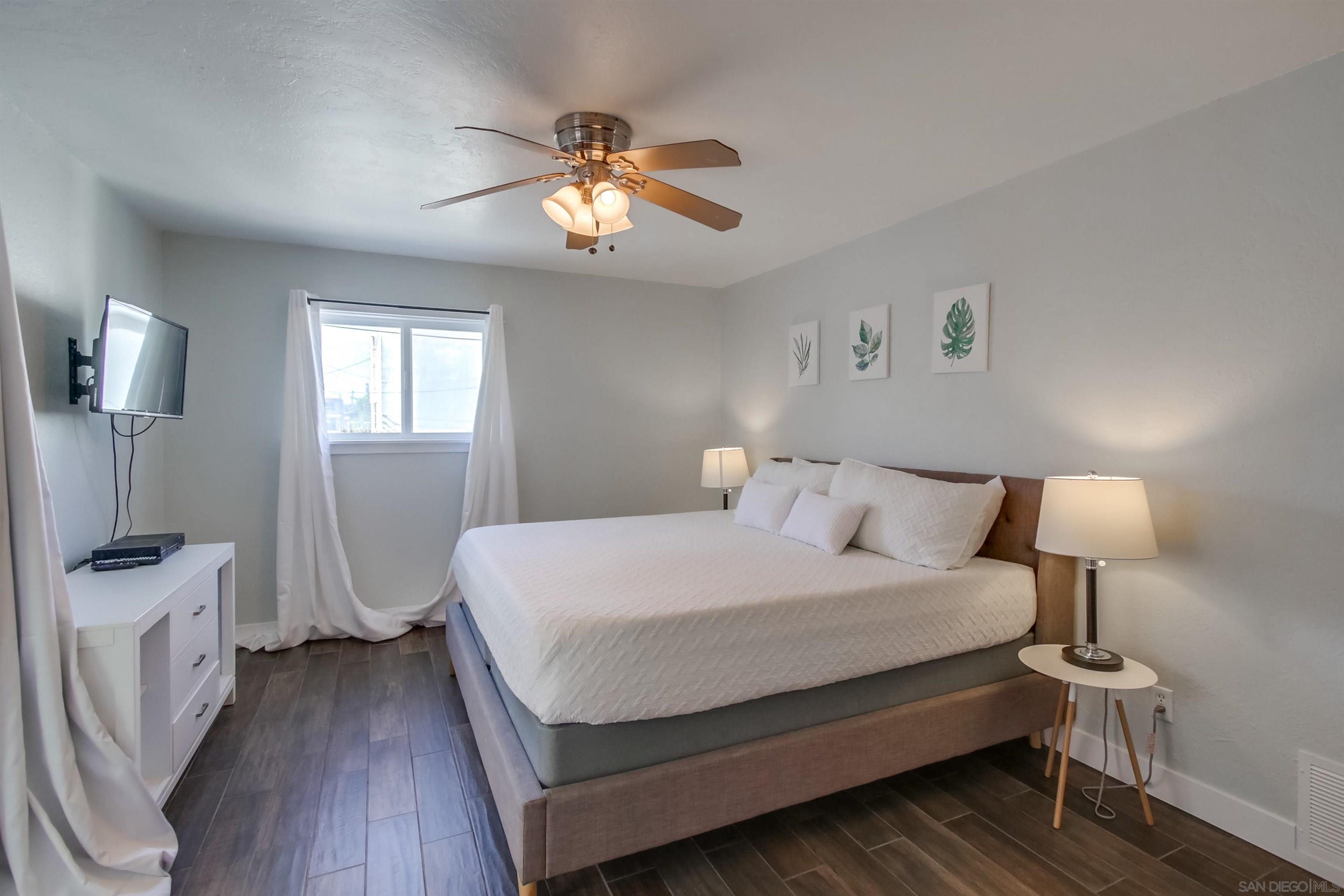 Detail Gallery Image 22 of 75 For 3686  Bayside Walk, San Diego,  CA 92109 - – Beds | – Baths