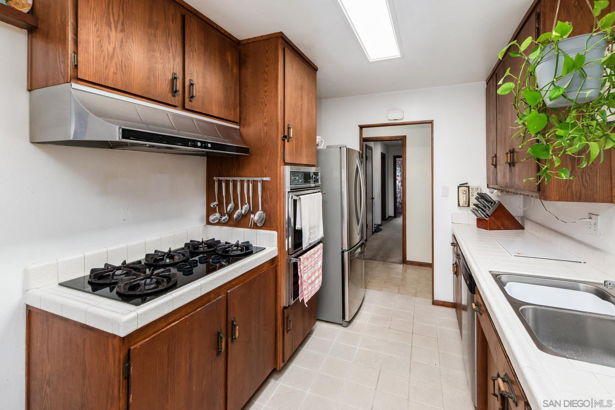 Detail Gallery Image 14 of 29 For 13011  Conley St, Poway,  CA 92064 - 4 Beds | 2 Baths