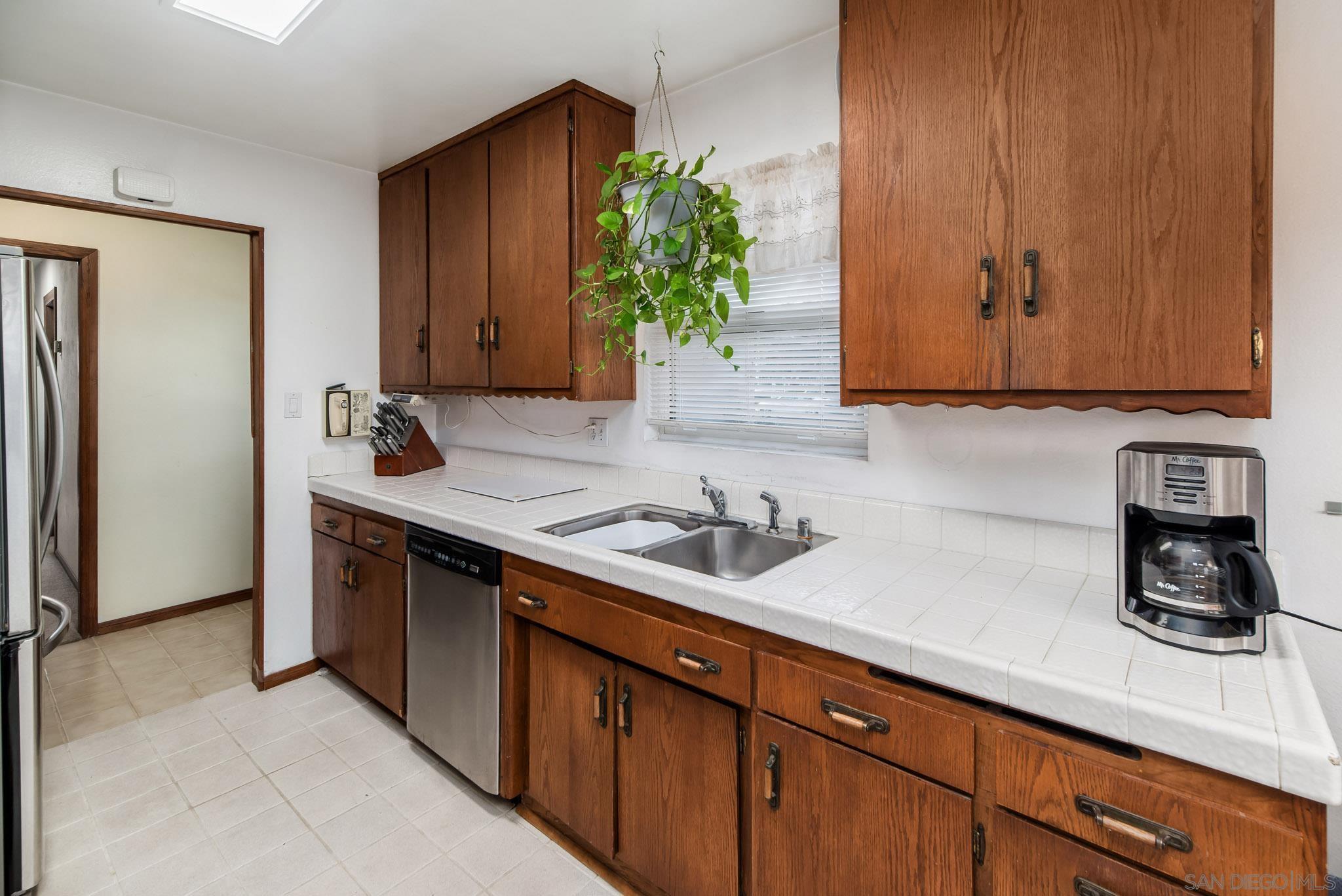 Detail Gallery Image 15 of 29 For 13011  Conley St, Poway,  CA 92064 - 4 Beds | 2 Baths