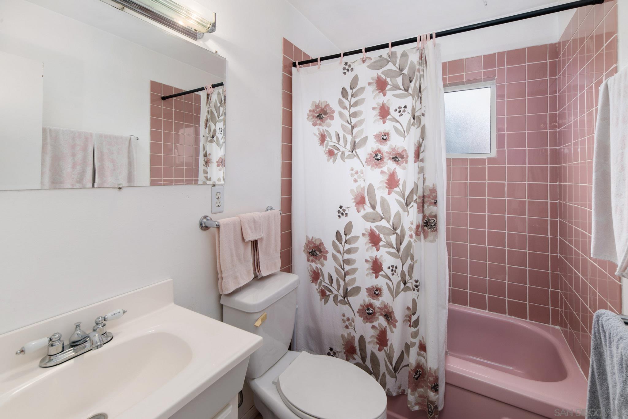 Detail Gallery Image 20 of 29 For 13011  Conley St, Poway,  CA 92064 - 4 Beds | 2 Baths