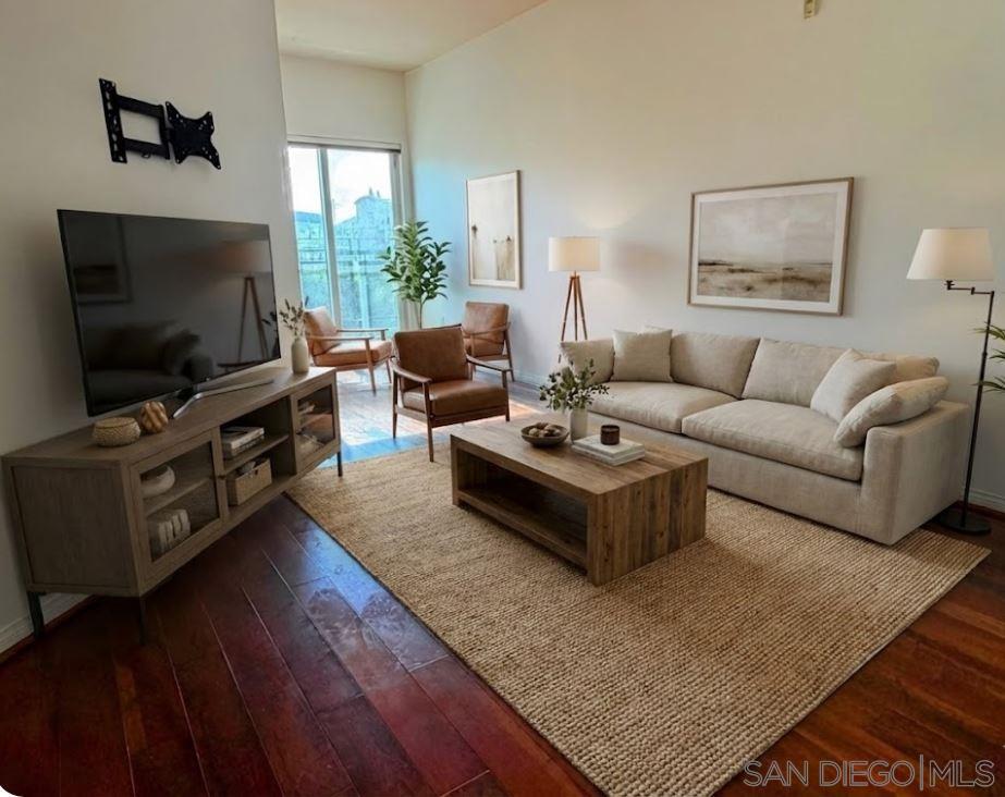 Detail Gallery Image 8 of 22 For 450  J St  4211, San Diego,  CA 92101 - 2 Beds | 2 Baths