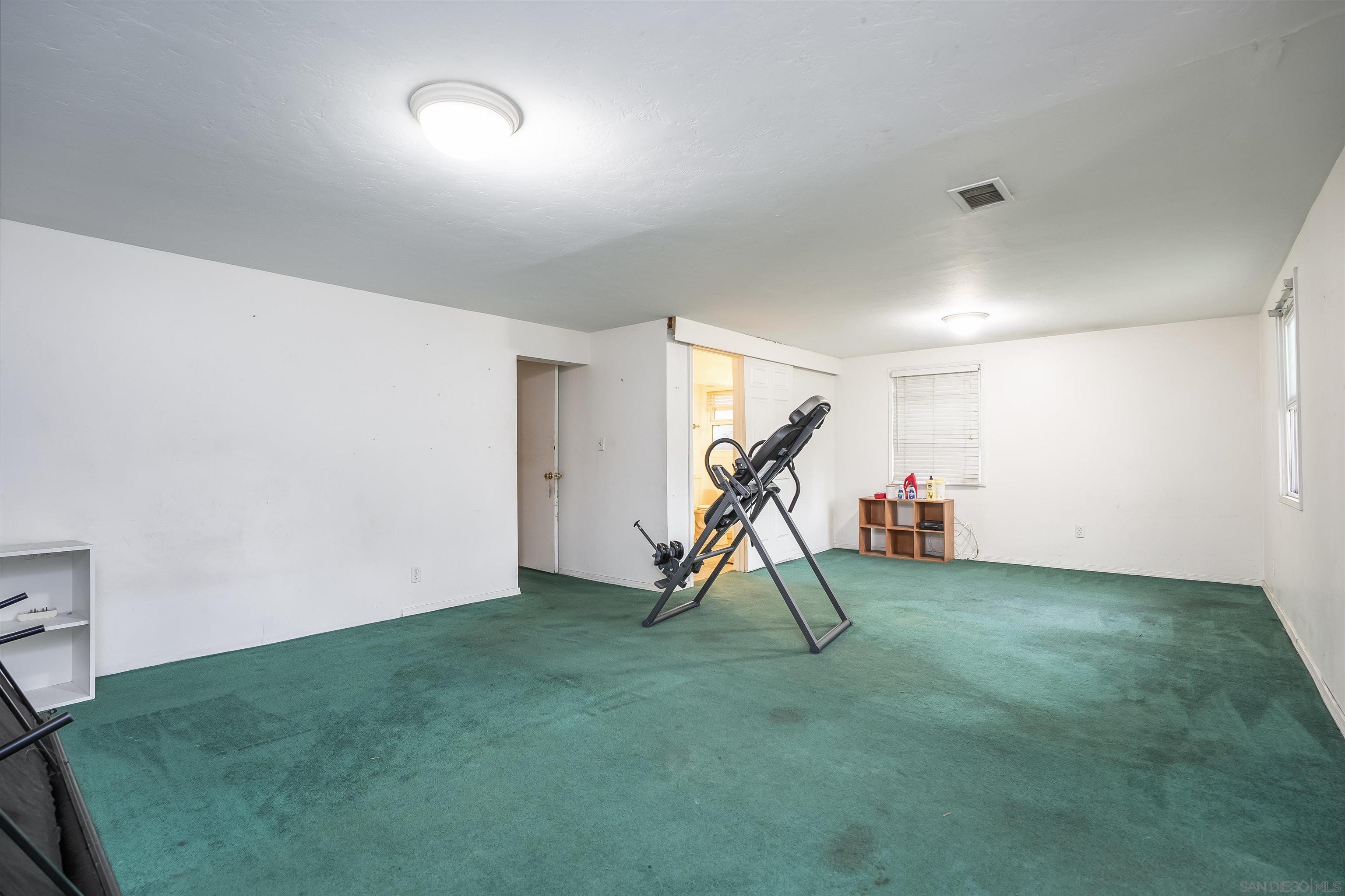 Detail Gallery Image 17 of 38 For 4366  Marraco Drive, San Diego,  CA 92115 - 4 Beds | 2 Baths