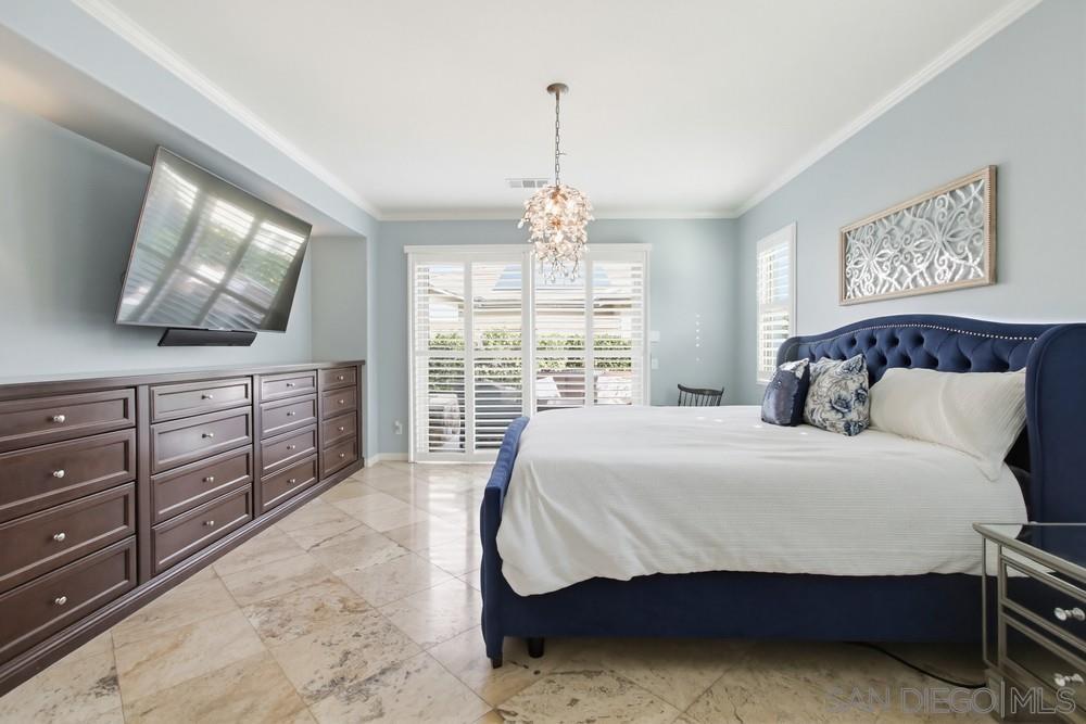 Detail Gallery Image 12 of 45 For 8119  Auberge Circle, San Diego,  CA 92127 - 3 Beds | 2 Baths