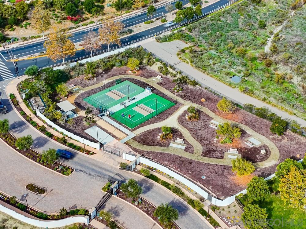 Detail Gallery Image 36 of 45 For 8119  Auberge Circle, San Diego,  CA 92127 - 3 Beds | 2 Baths