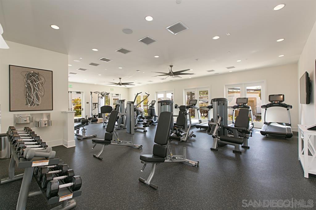 Detail Gallery Image 40 of 45 For 8119  Auberge Circle, San Diego,  CA 92127 - 3 Beds | 2 Baths