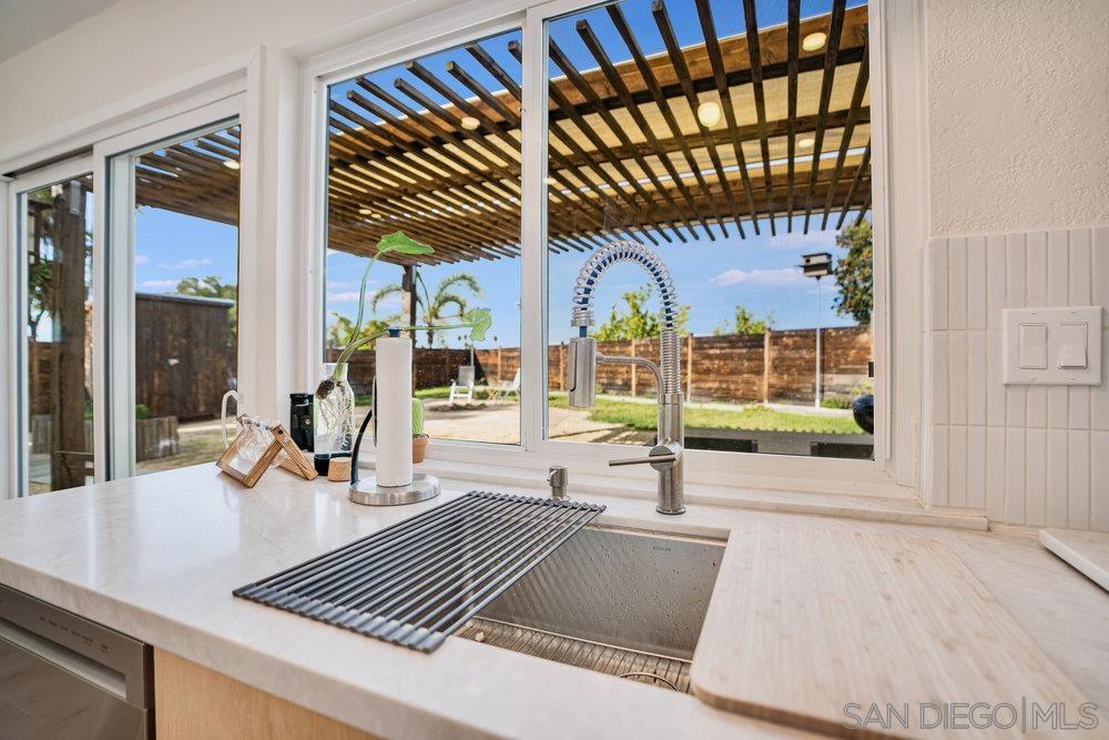 Detail Gallery Image 22 of 45 For 9050  Capricorn Way, San Diego,  CA 92126 - 2 Beds | 2 Baths