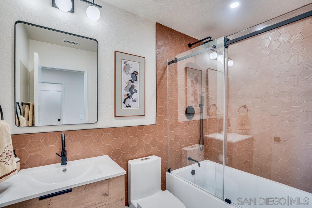 Detail Gallery Image 31 of 45 For 9050  Capricorn Way, San Diego,  CA 92126 - 2 Beds | 2 Baths