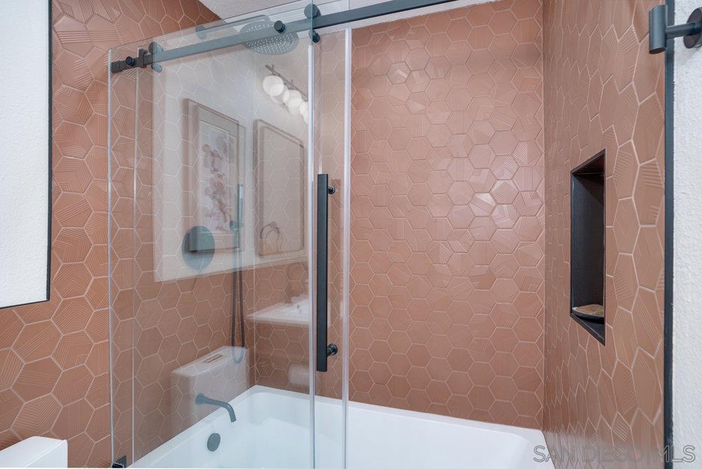 Detail Gallery Image 32 of 45 For 9050  Capricorn Way, San Diego,  CA 92126 - 2 Beds | 2 Baths