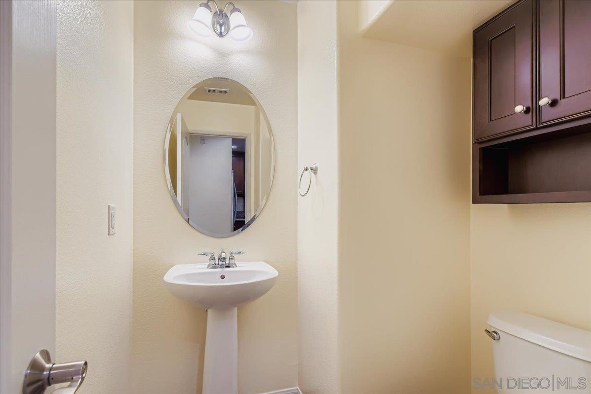 Detail Gallery Image 13 of 32 For 17019  Camino Marcilla  #5,  San Diego,  CA 92127 - 3 Beds | 2/1 Baths