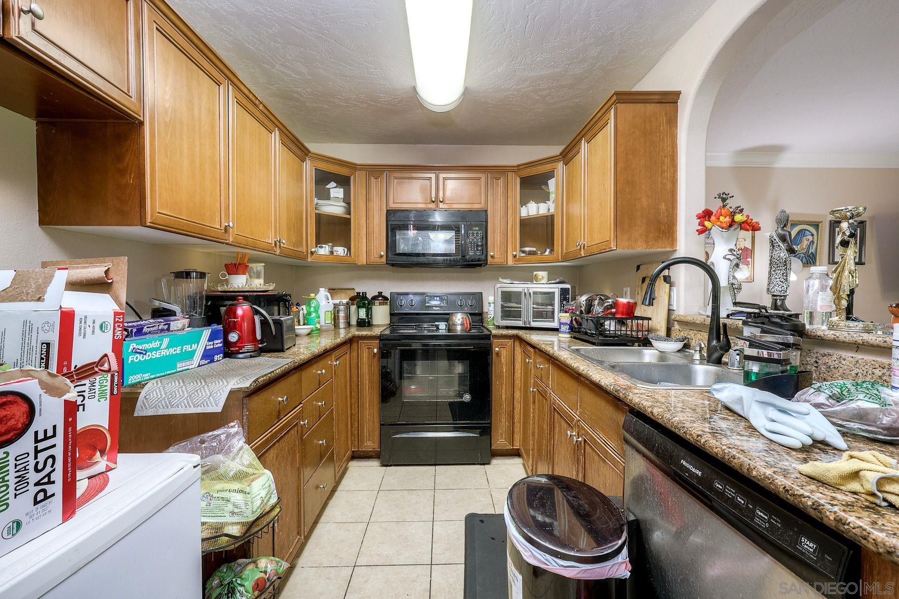 Detail Gallery Image 5 of 15 For 792  Avocado Ave  #6,  El Cajon,  CA 92020 - 2 Beds | 1 Baths