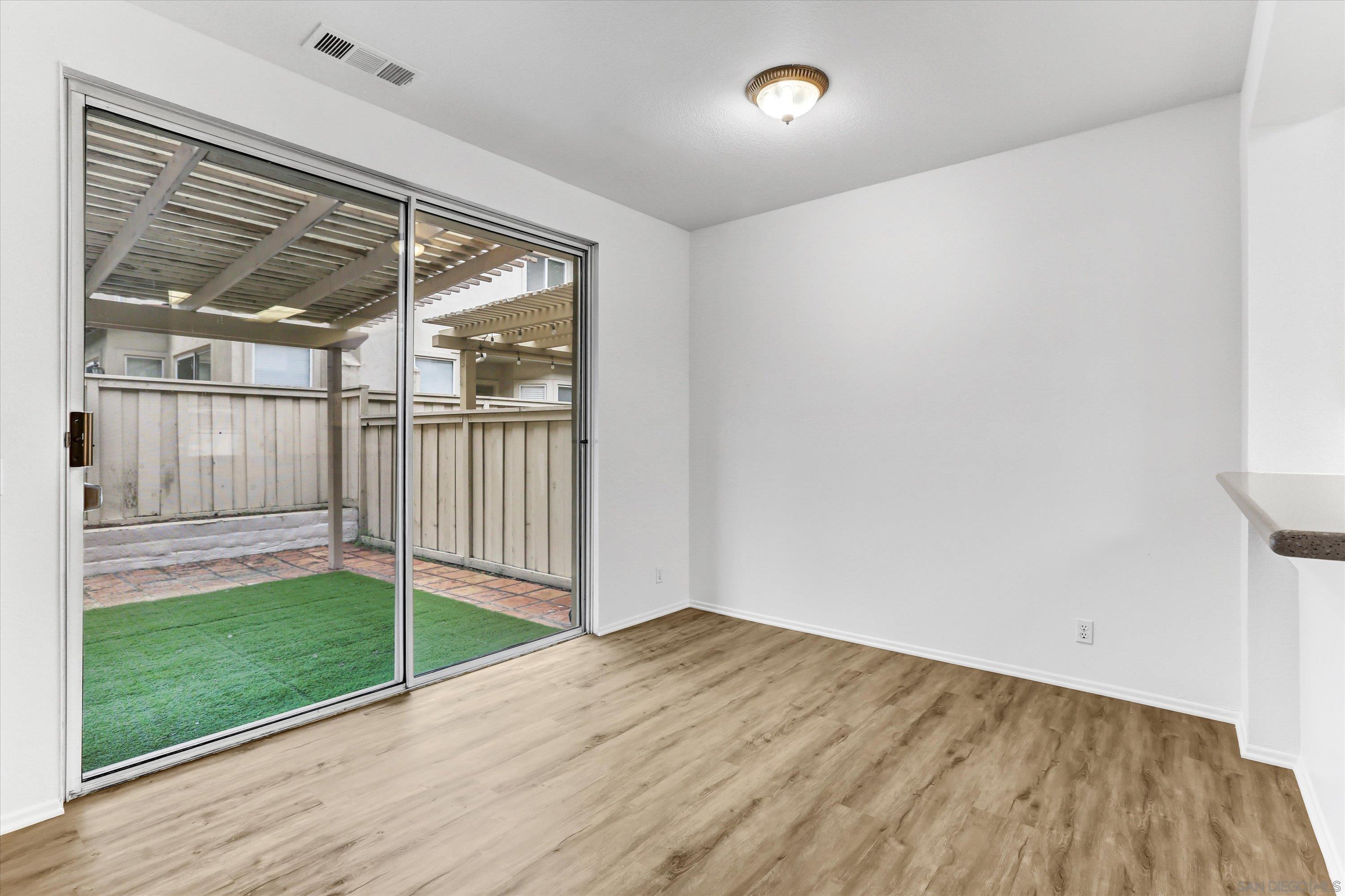 Detail Gallery Image 9 of 29 For 2240  Lago Ventana, Chula Vista,  CA 91914 - 3 Beds | 2/1 Baths