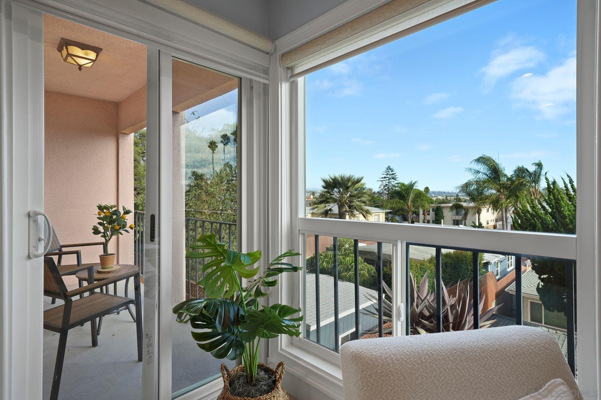 Detail Gallery Image 4 of 36 For 4730  Noyes St  #106,  San Diego,  CA 92109 - 2 Beds | 2 Baths