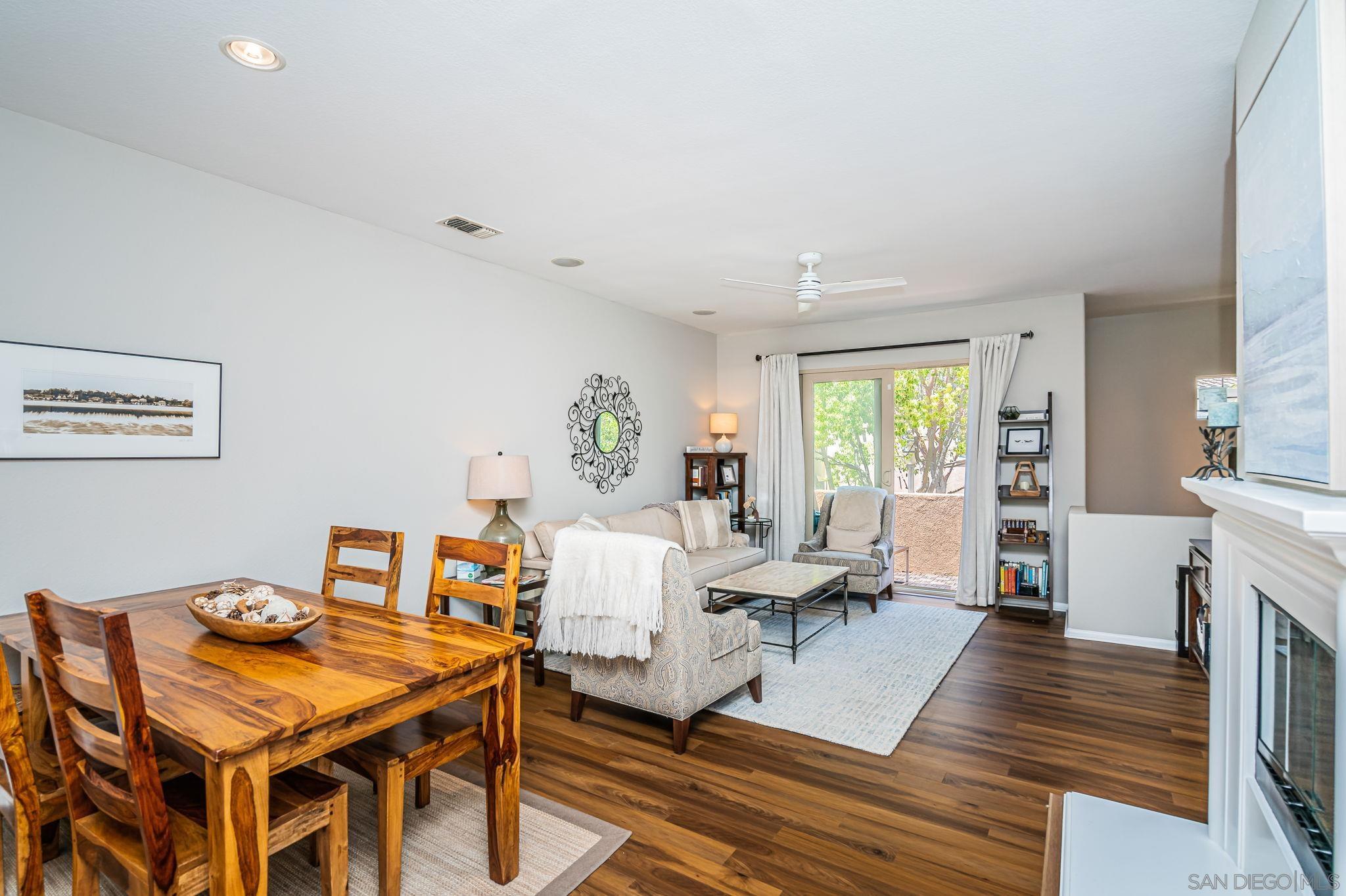 Detail Gallery Image 18 of 47 For 2556  Escala Circle, San Diego,  CA 92108 - 2 Beds | 2/1 Baths