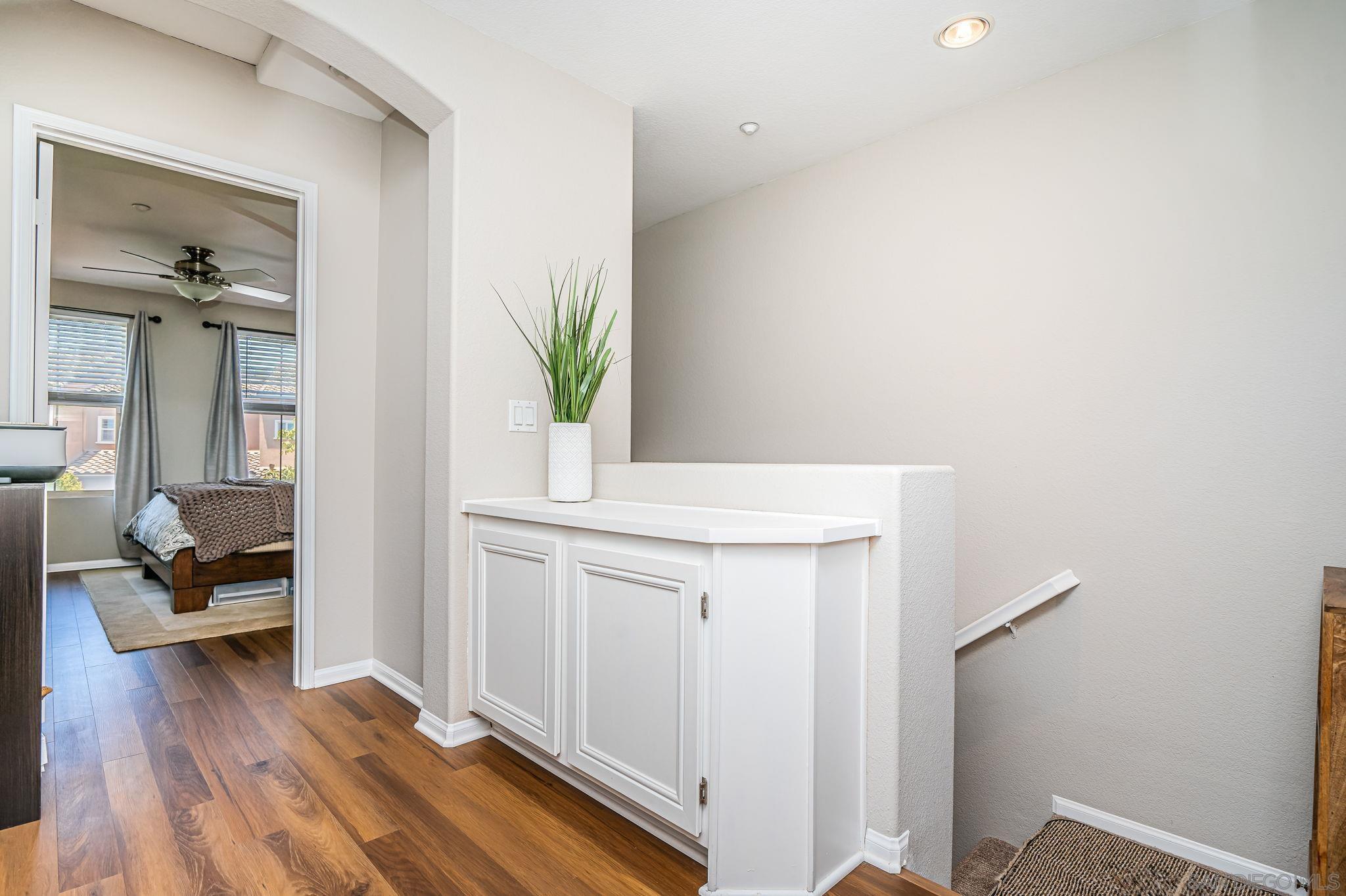 Detail Gallery Image 25 of 47 For 2556  Escala Circle, San Diego,  CA 92108 - 2 Beds | 2/1 Baths