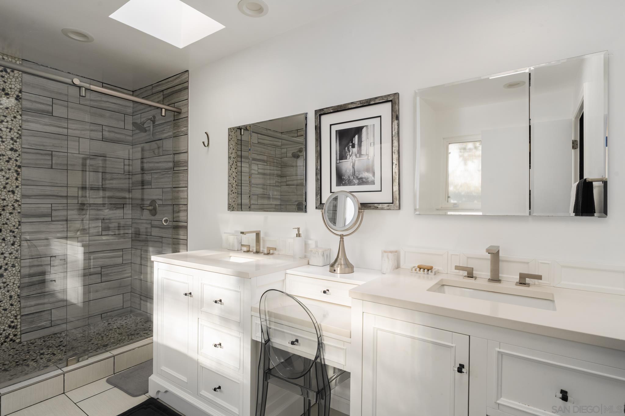 Detail Gallery Image 24 of 46 For 7026  Estrella De Mar Rd, Carlsbad,  CA 92009 - 5 Beds | 3/1 Baths