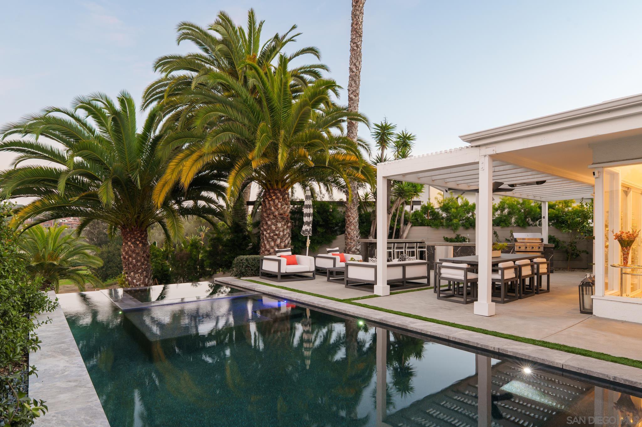 Detail Gallery Image 28 of 46 For 7026  Estrella De Mar Rd, Carlsbad,  CA 92009 - 5 Beds | 3/1 Baths