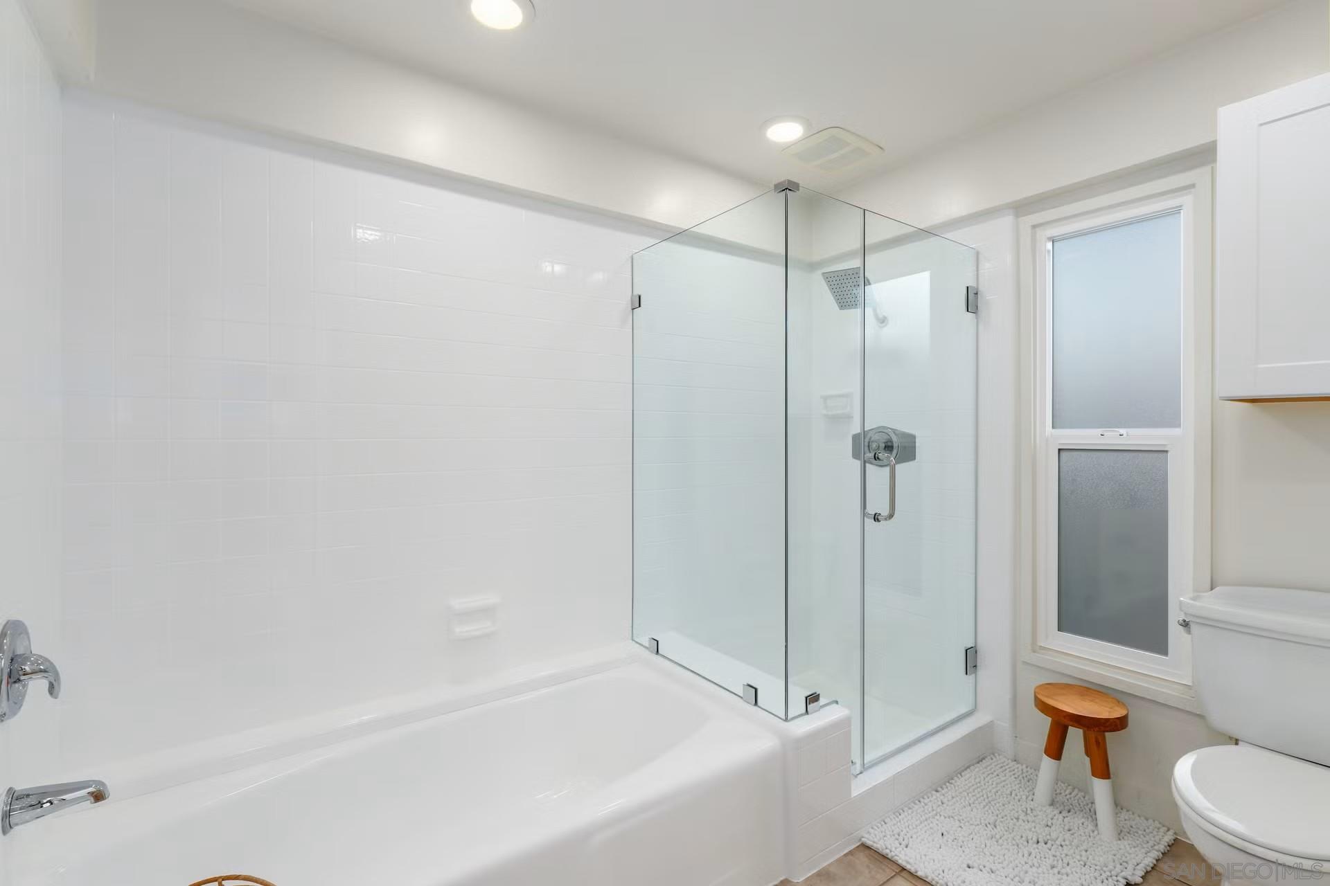 Detail Gallery Image 11 of 29 For 16936  via De Santa Fe, Rancho Santa Fe,  CA 92067 - 3 Beds | 2 Baths