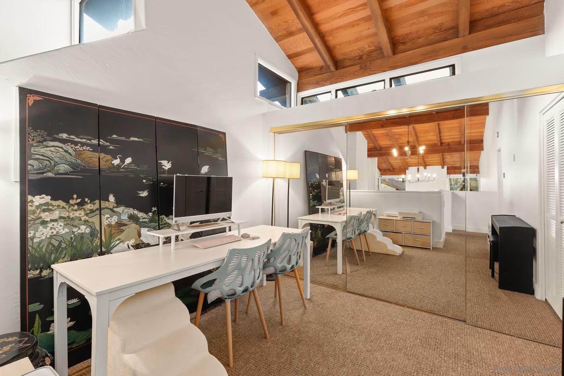 Detail Gallery Image 6 of 29 For 16936  via De Santa Fe, Rancho Santa Fe,  CA 92067 - 3 Beds | 2 Baths