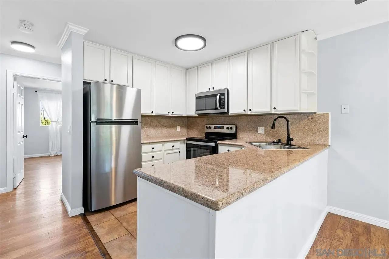 Detail Gallery Image 17 of 30 For 1280 W Main St  24, El Cajon,  CA 92020 - 2 Beds | 1/1 Baths